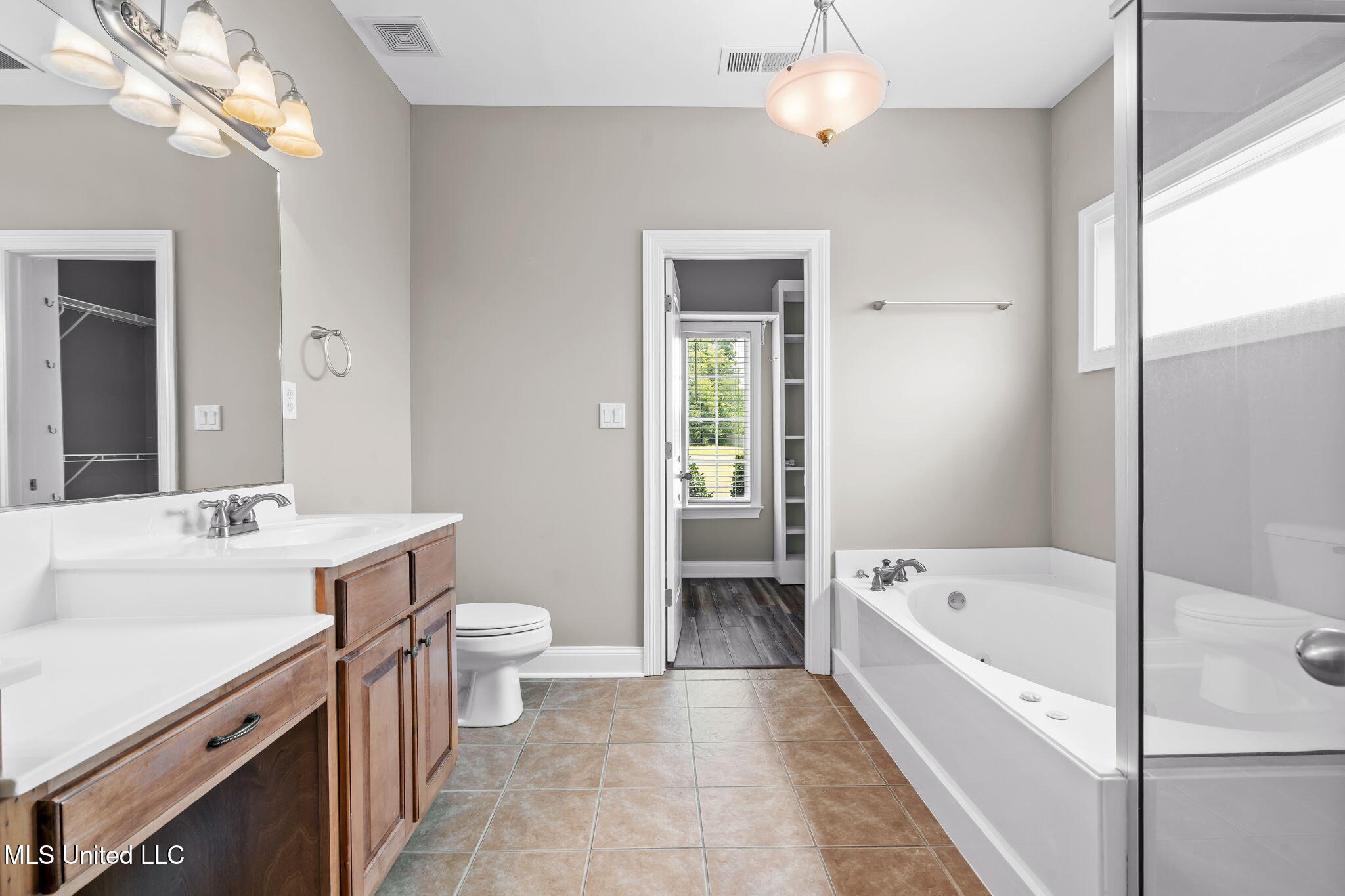 10080 Green Forest Drive Property Photo 27