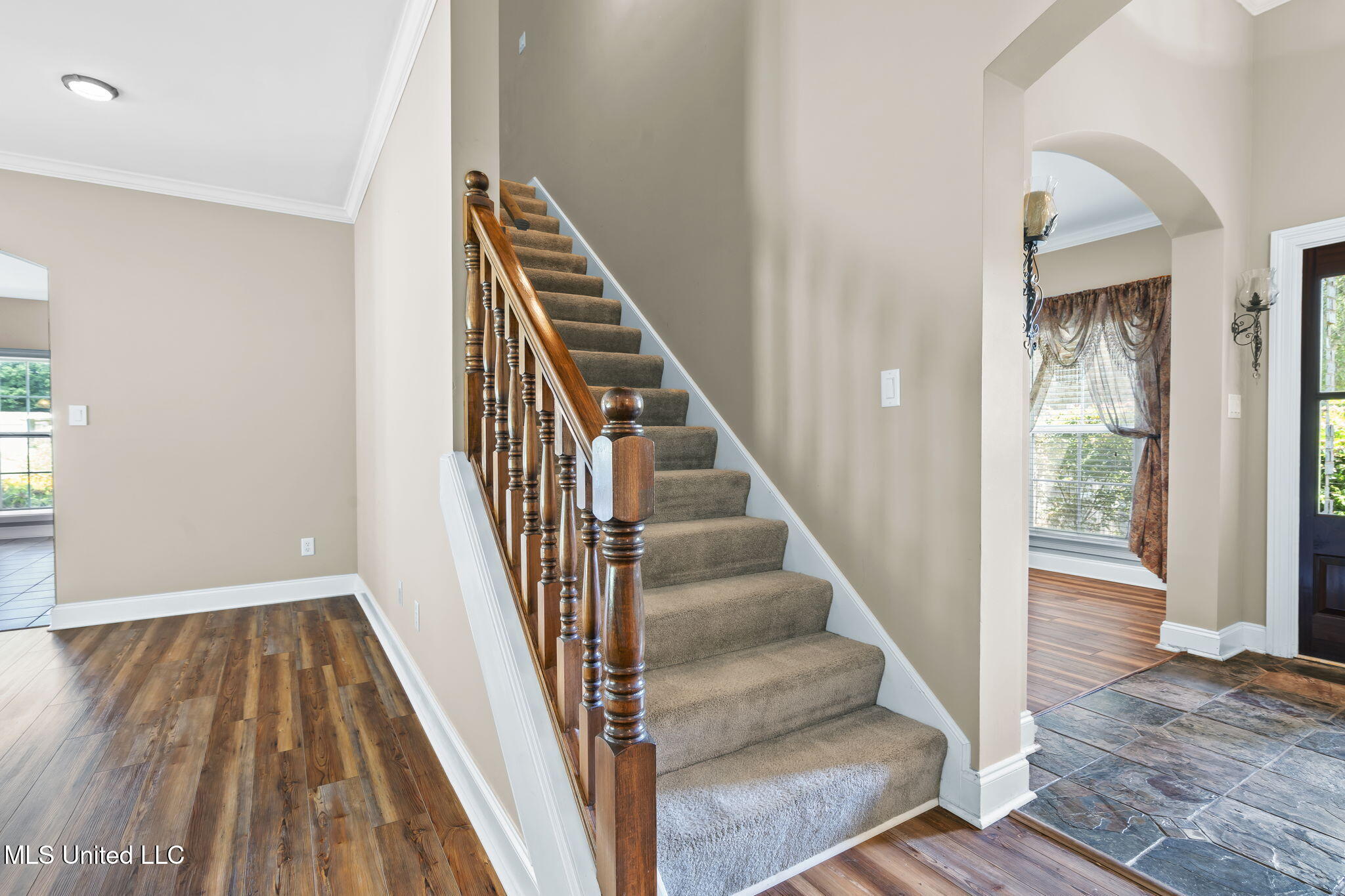 10080 Green Forest Drive Property Photo 32