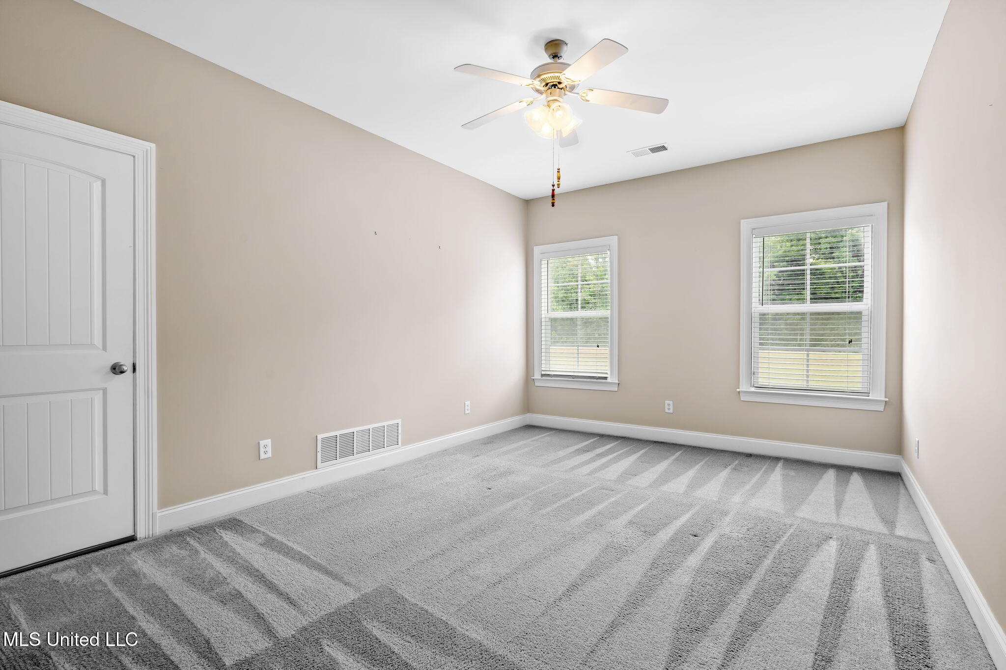 10080 Green Forest Drive Property Photo 33