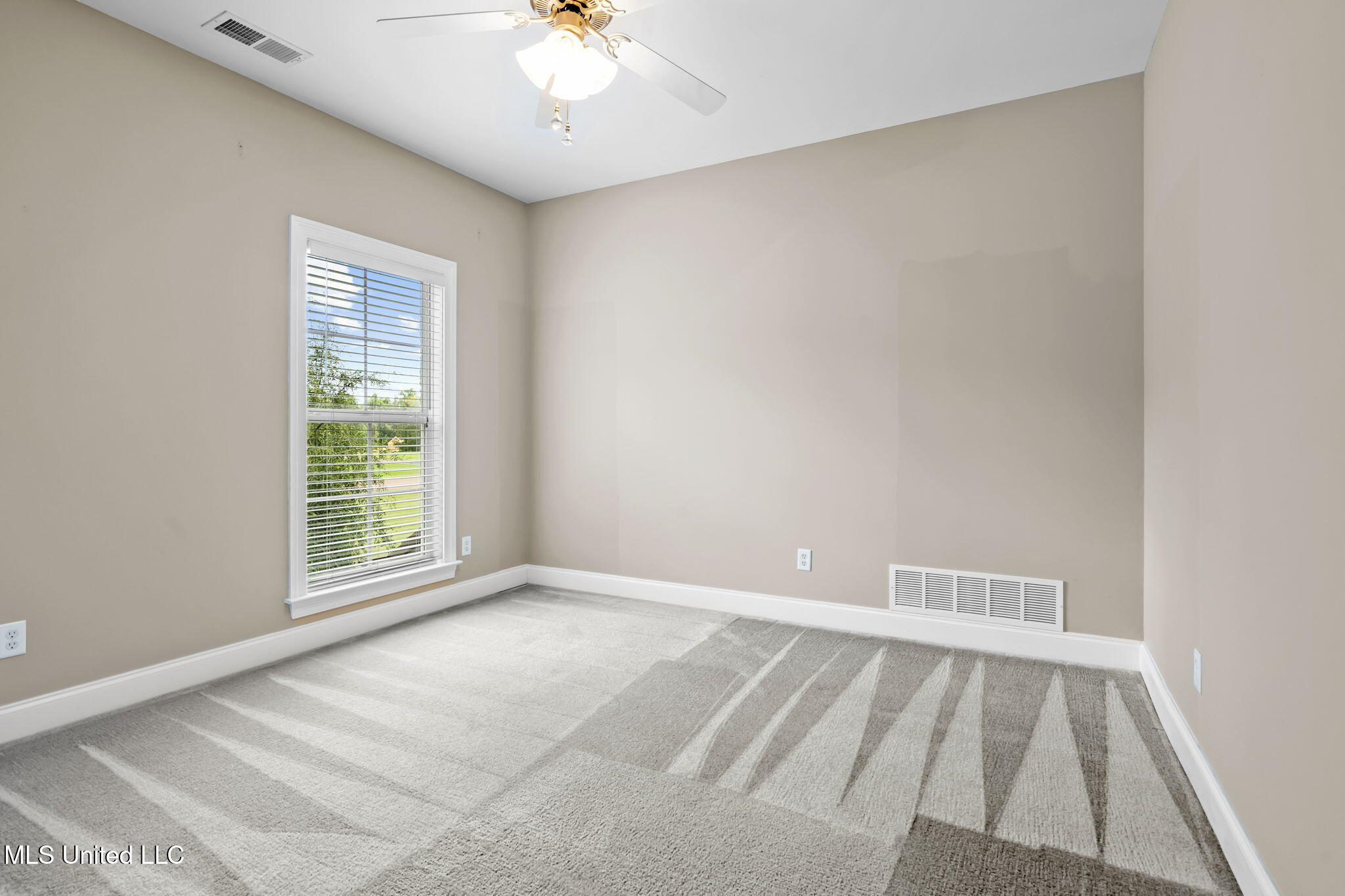 10080 Green Forest Drive Property Photo 34