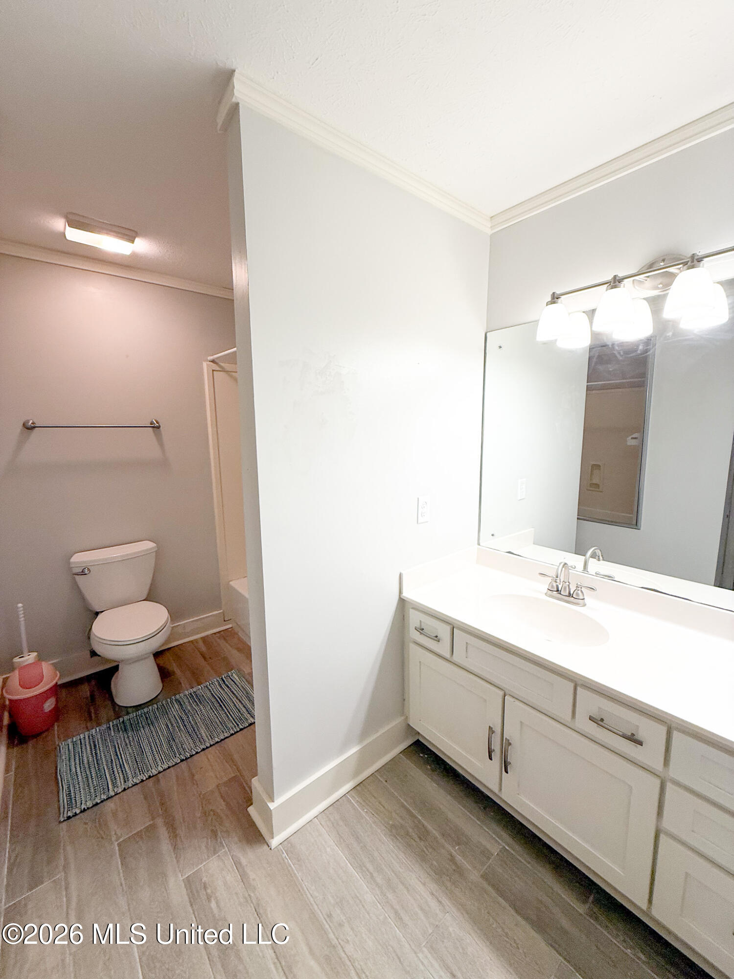 107 Lakepointe Drive Property Photo 19