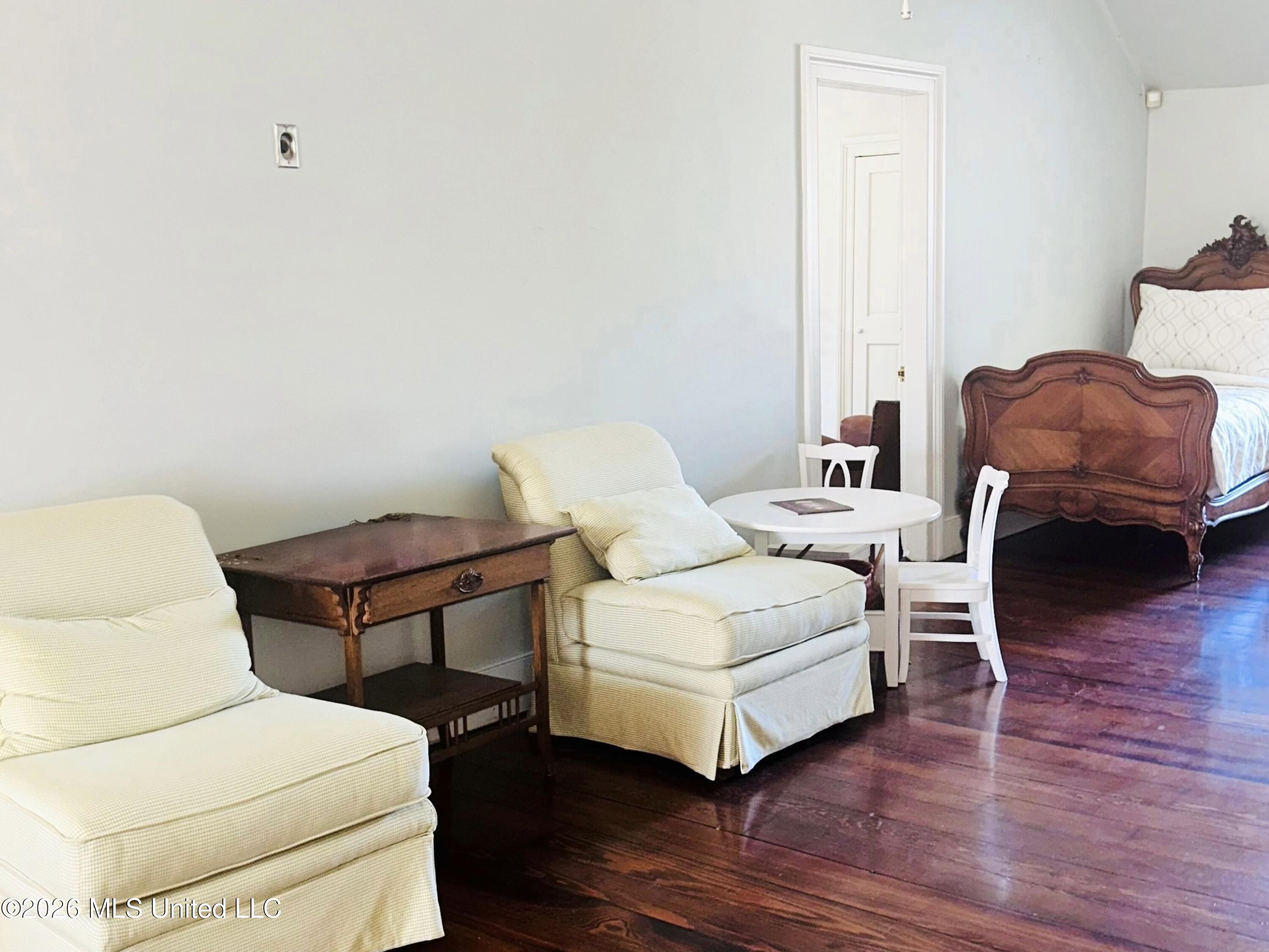 9227 River Road Property Photo 40
