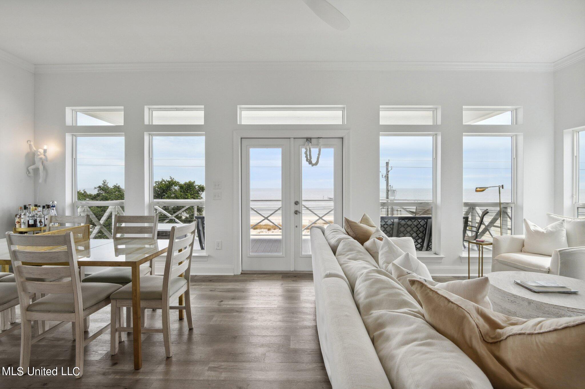 218 S Beach Boulevard Property Photo 12