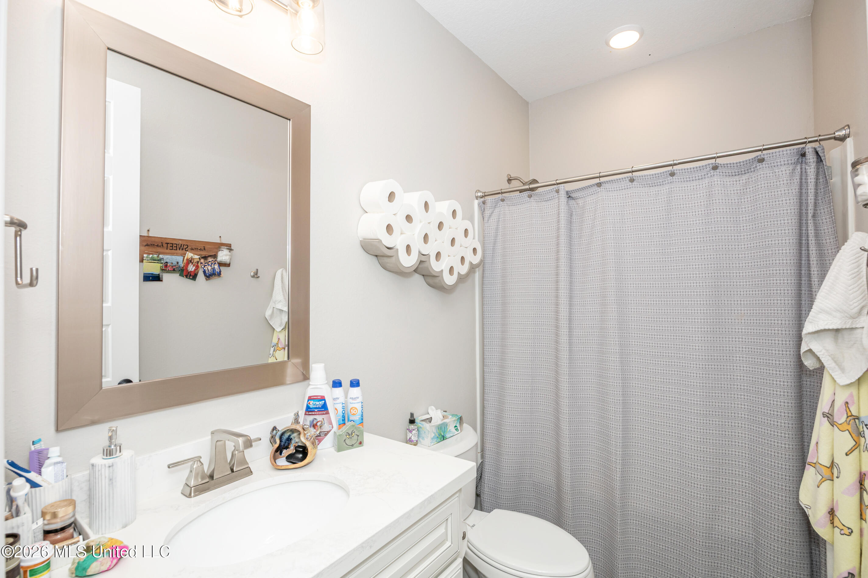 6833 Enclave Lane Property Photo 10