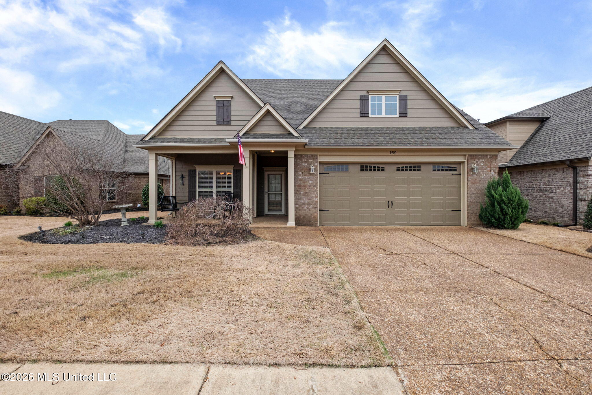 5900 S Foxdale Loop Property Photo 1