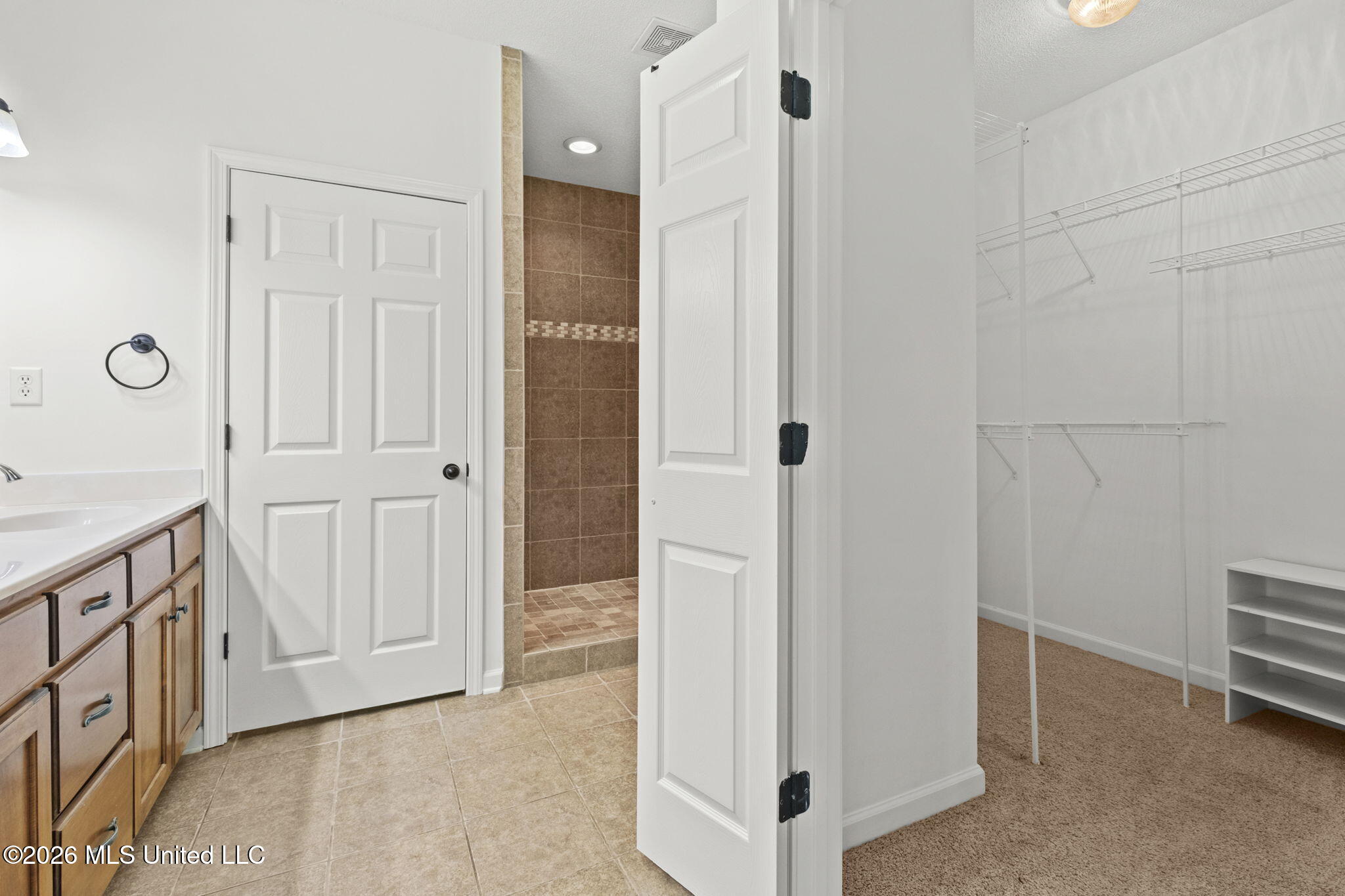 5900 S Foxdale Loop Property Photo 17