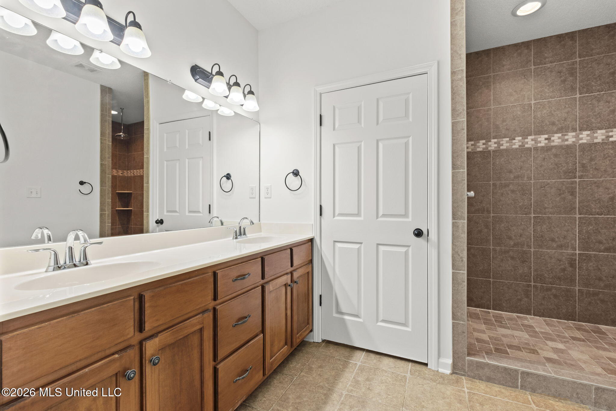 5900 S Foxdale Loop Property Photo 19