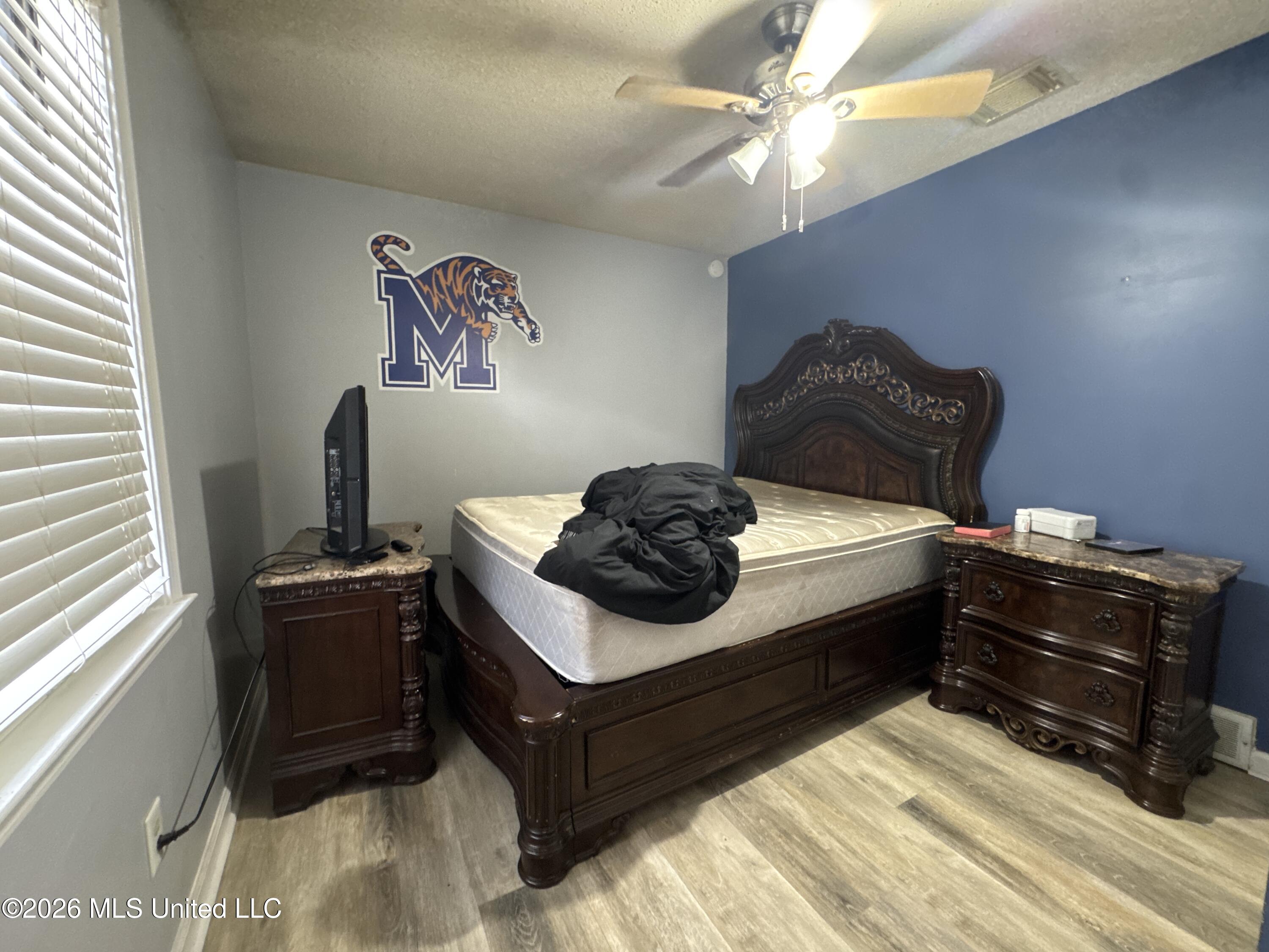 7090 Greenbrook Parkway Property Photo 17