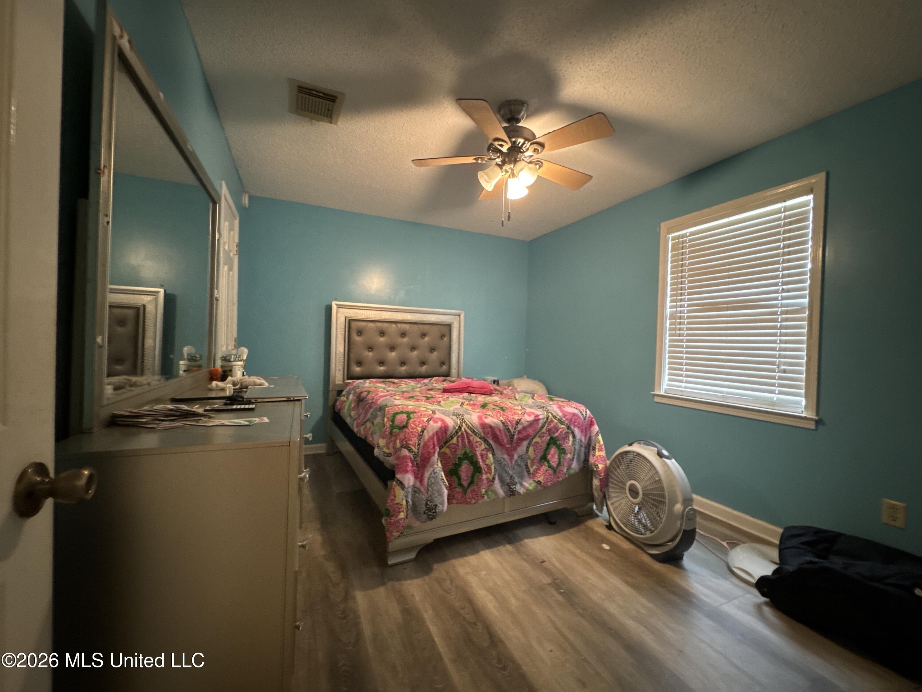 7090 Greenbrook Parkway Property Photo 18
