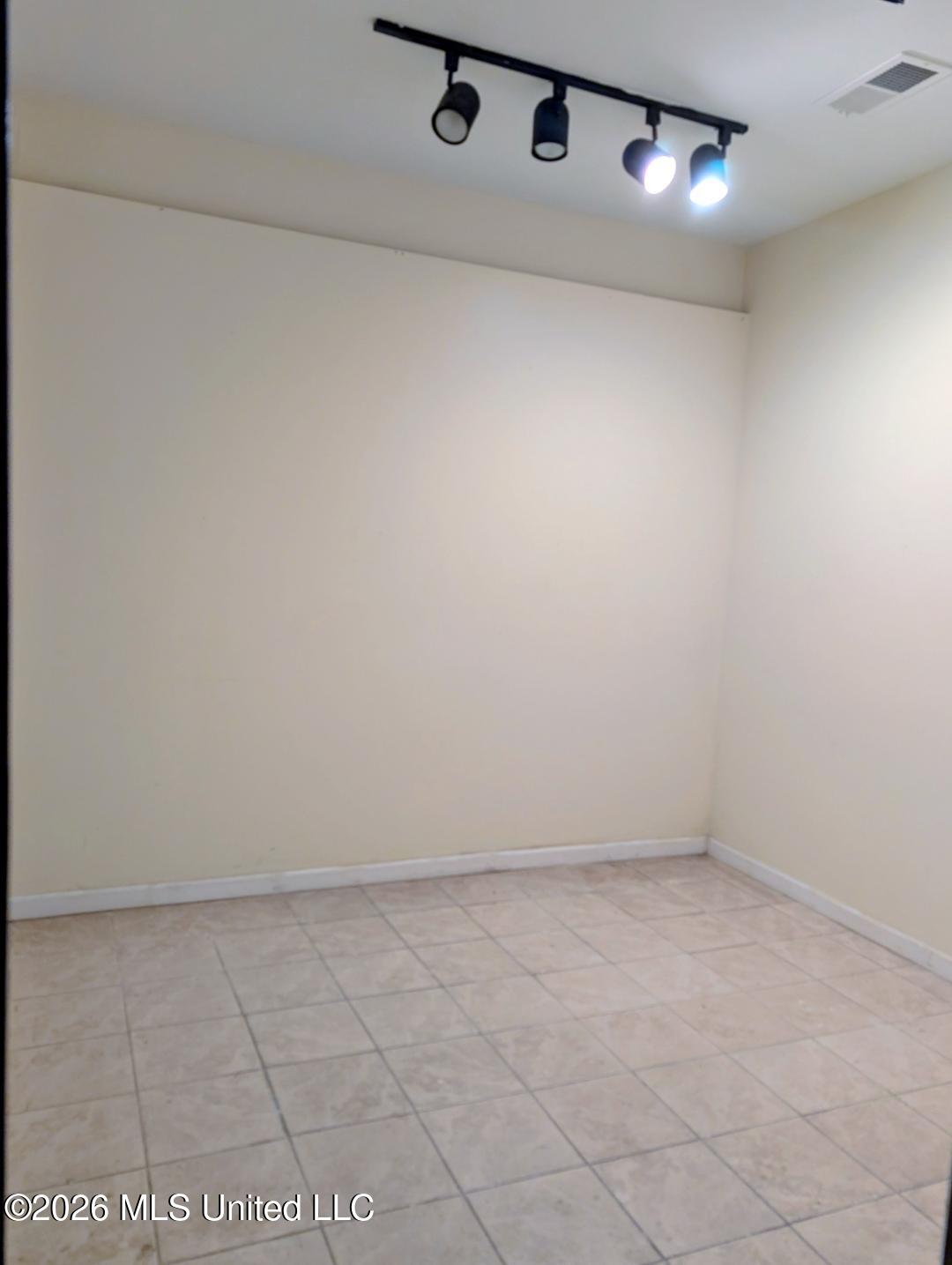9119 Pigeon Roost Road Property Photo 16