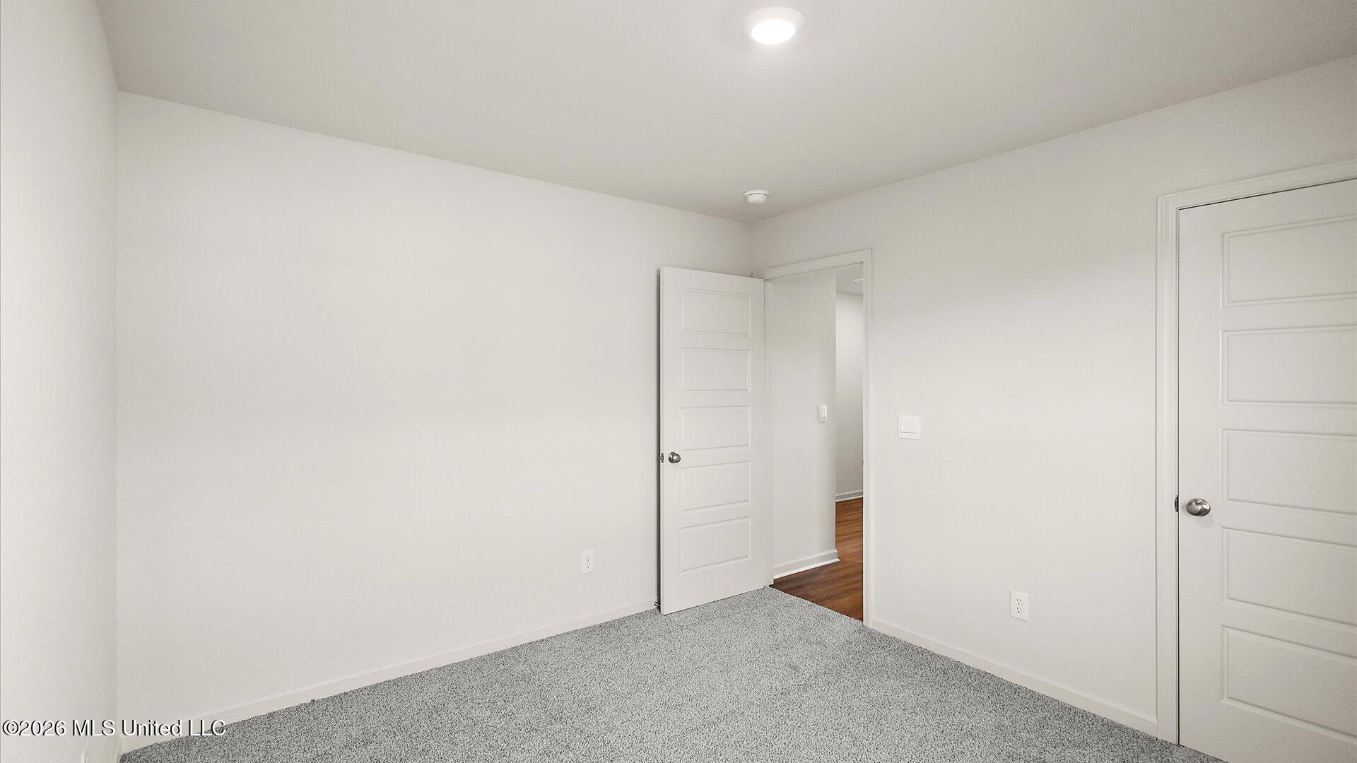 816 Fairway Avenue Property Photo 34