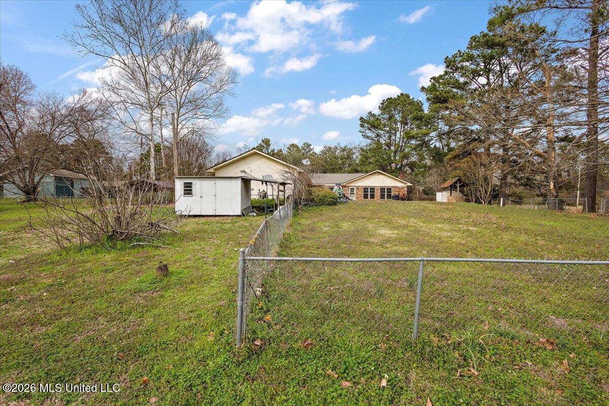 1153 Owens Road Property Photo 4