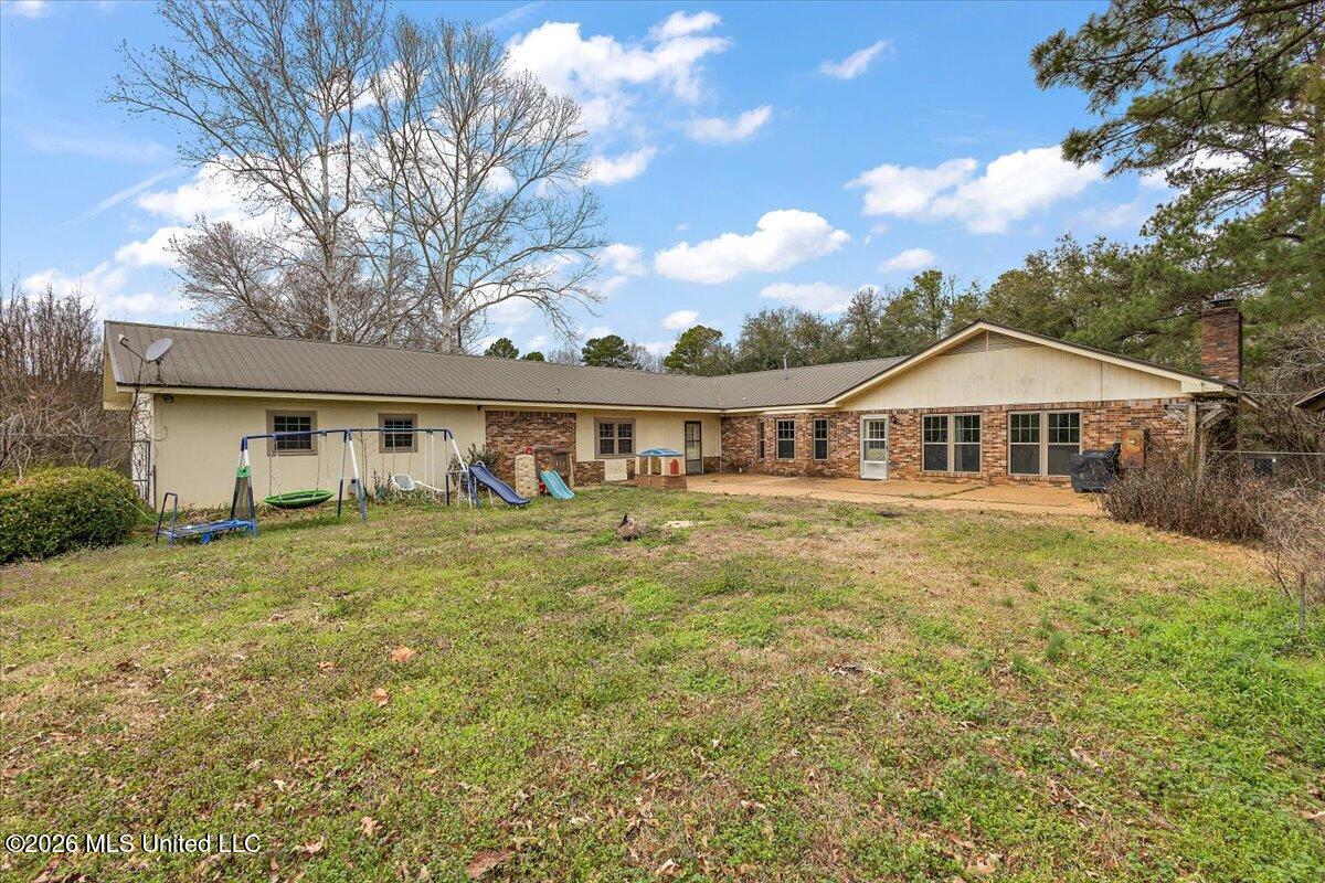 1153 Owens Road Property Photo 5