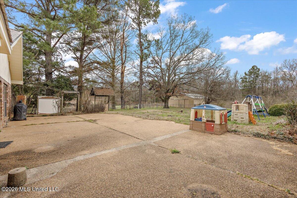 1153 Owens Road Property Photo 6