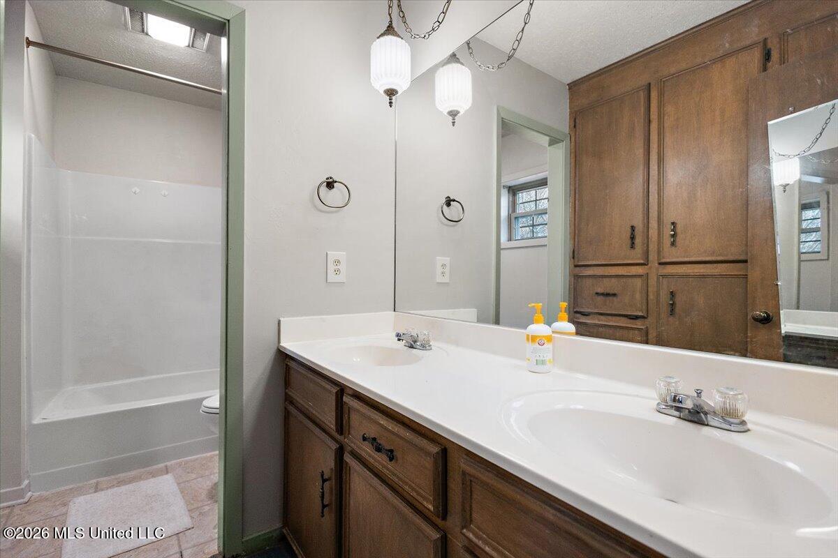 1153 Owens Road Property Photo 32