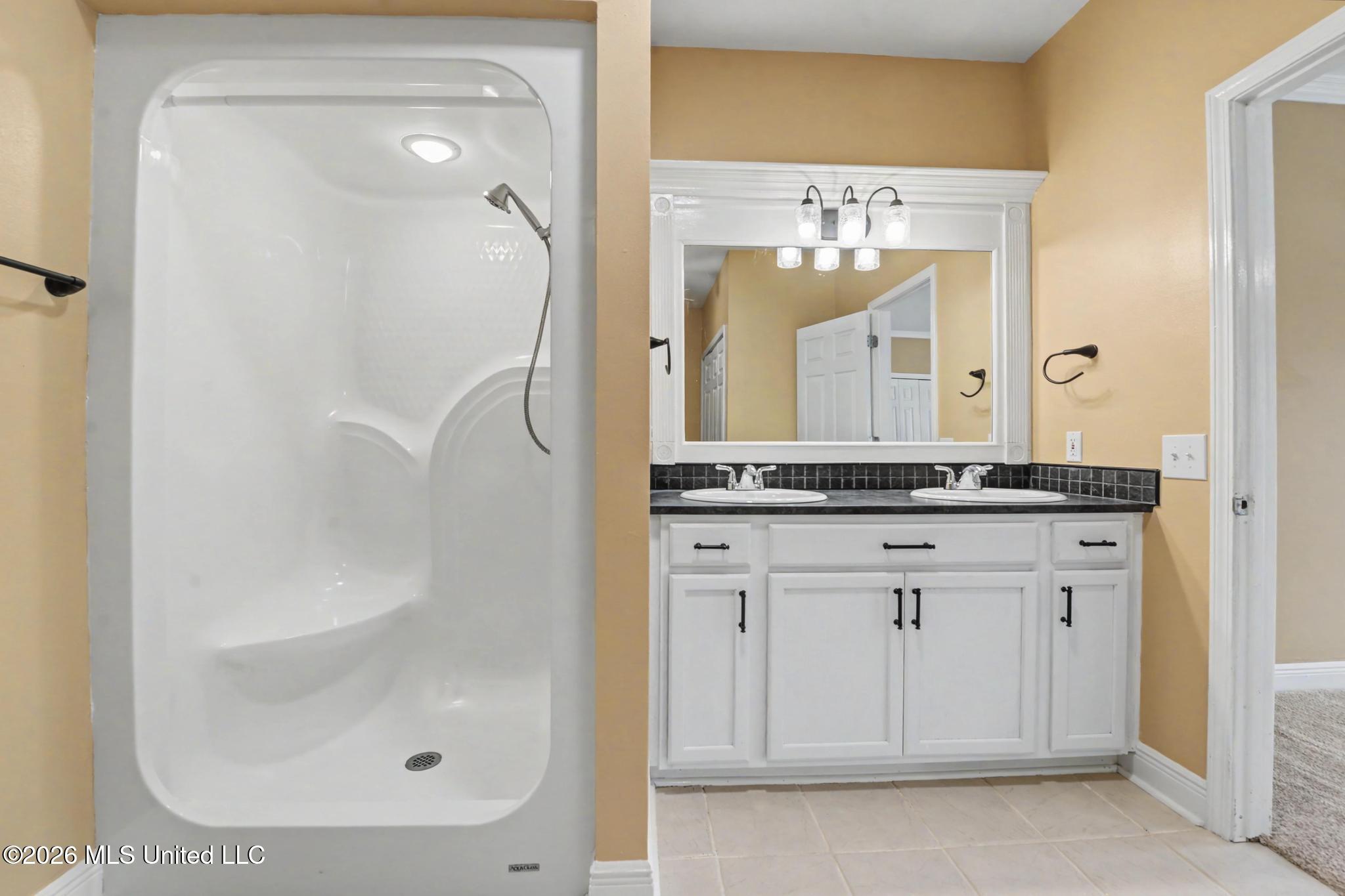 20700 Cameron Lane Property Photo 15