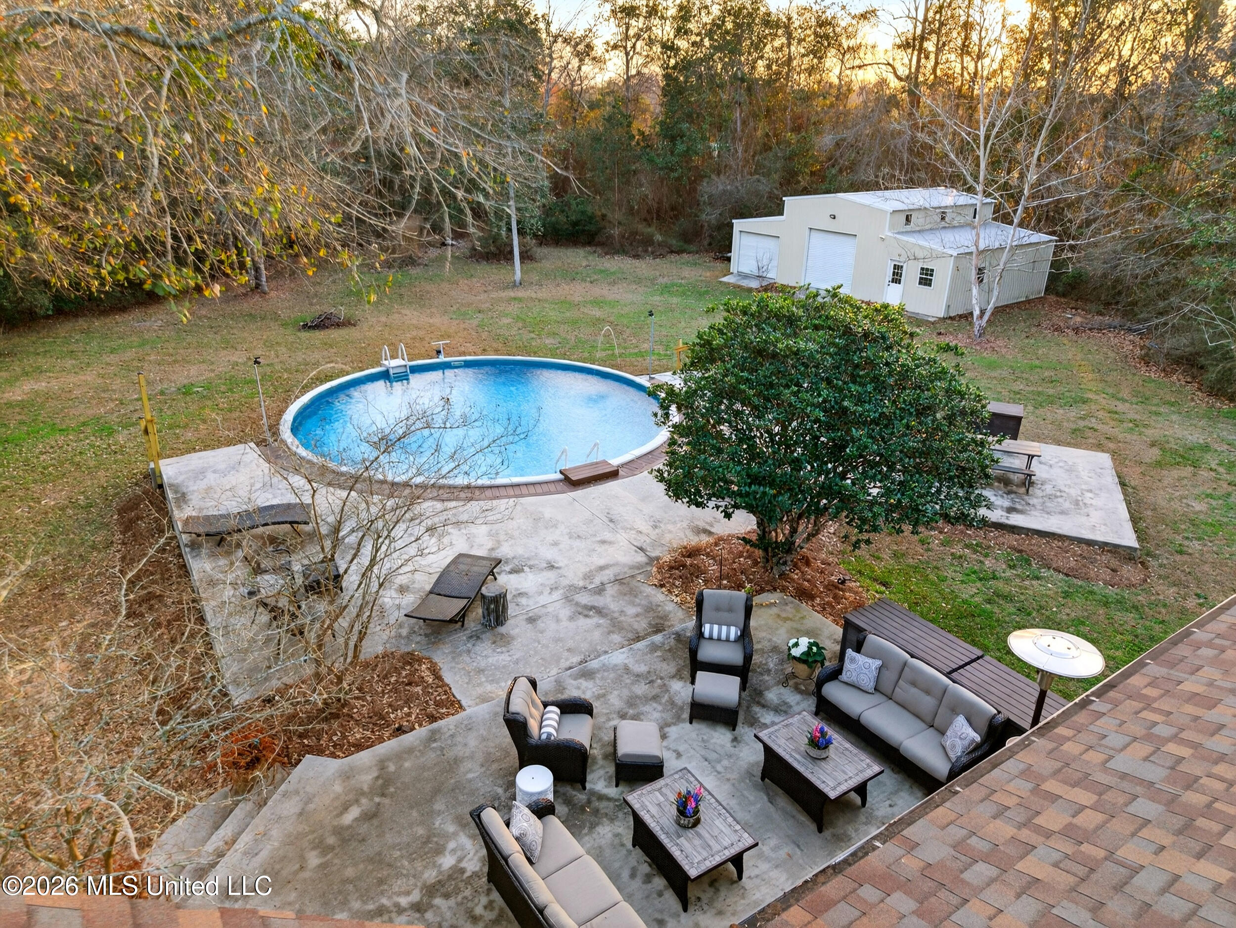 75 N Hill Drive Property Photo 7