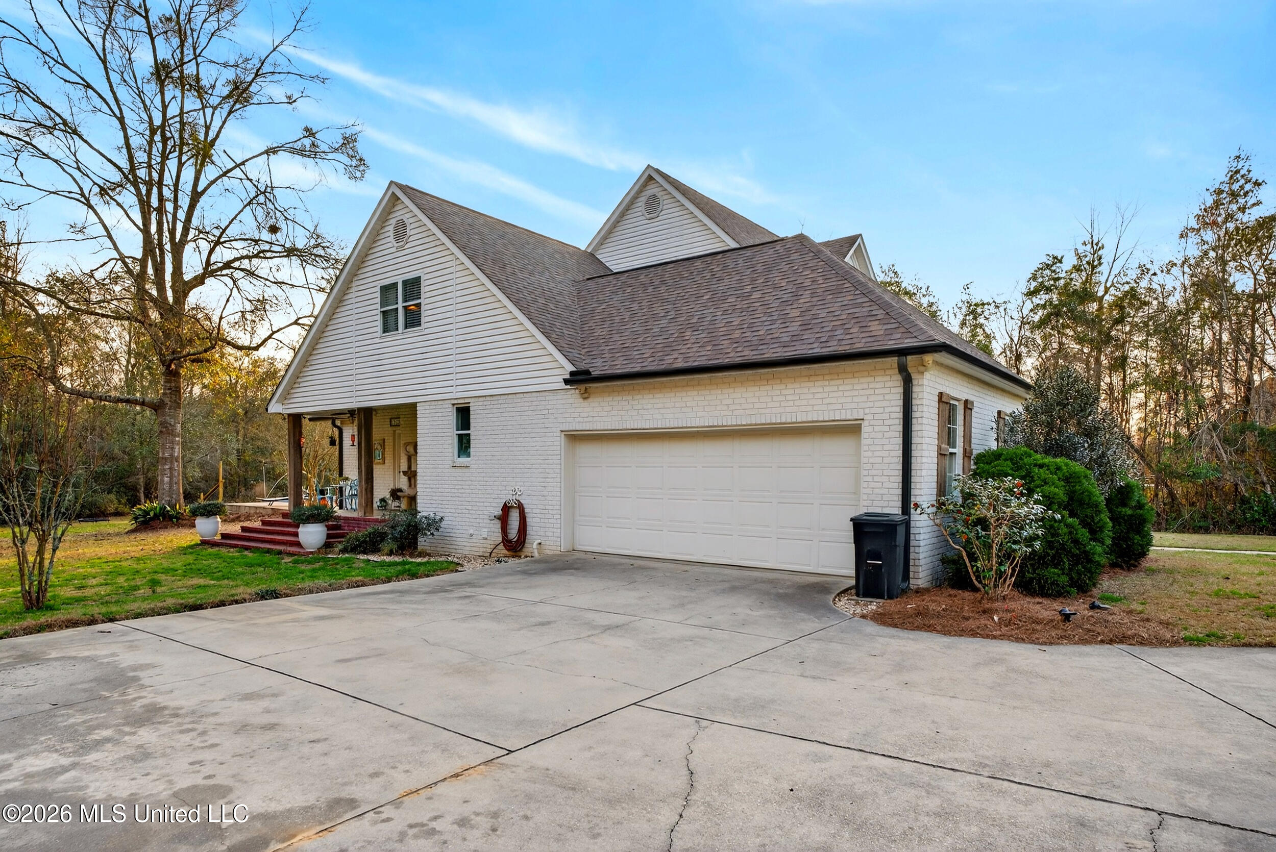 75 N Hill Drive Property Photo 18