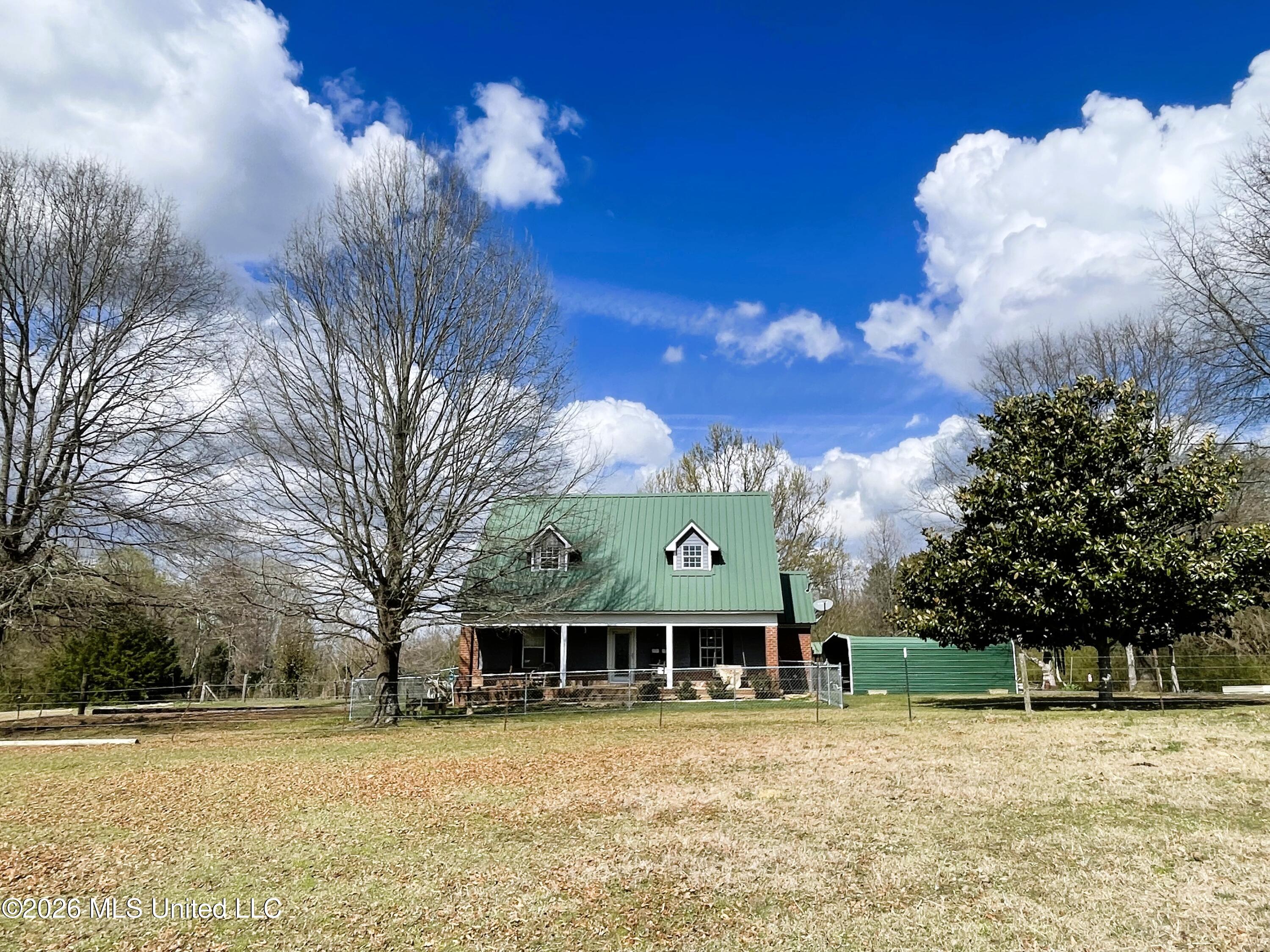 286 Caleb Lane Property Photo 2