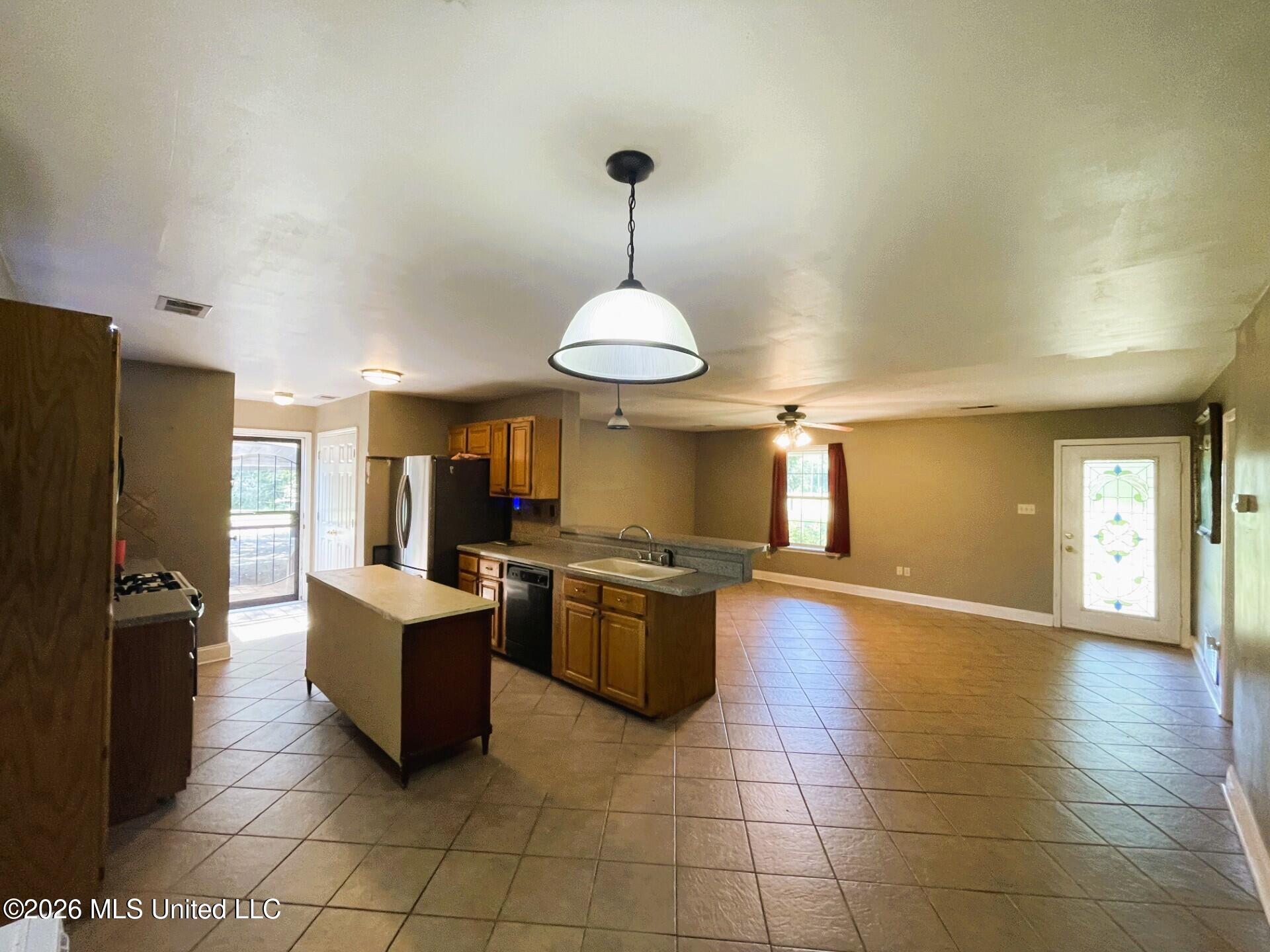 286 Caleb Lane Property Photo 10