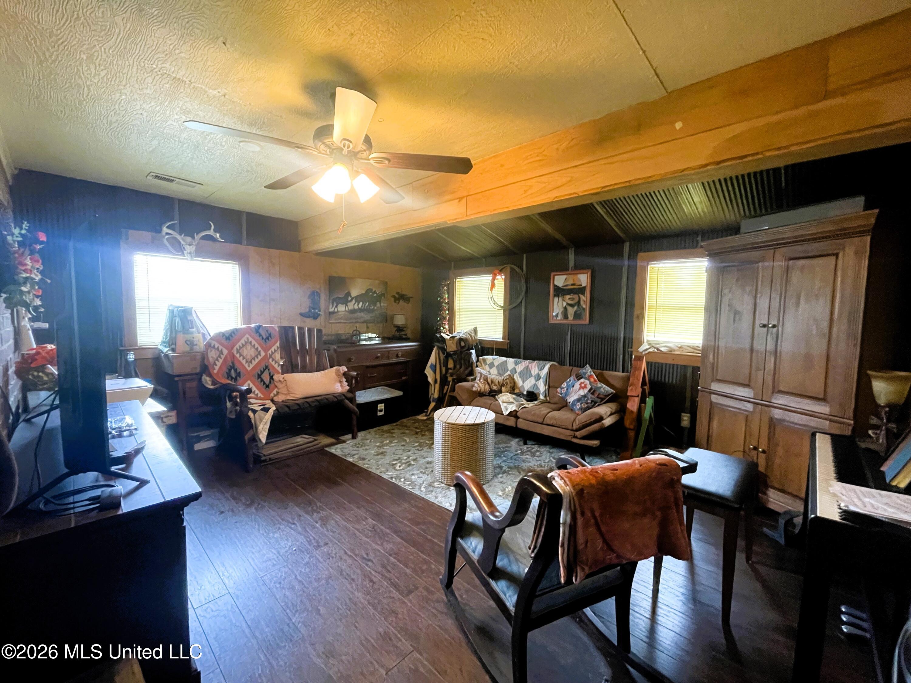 286 Caleb Lane Property Photo 25