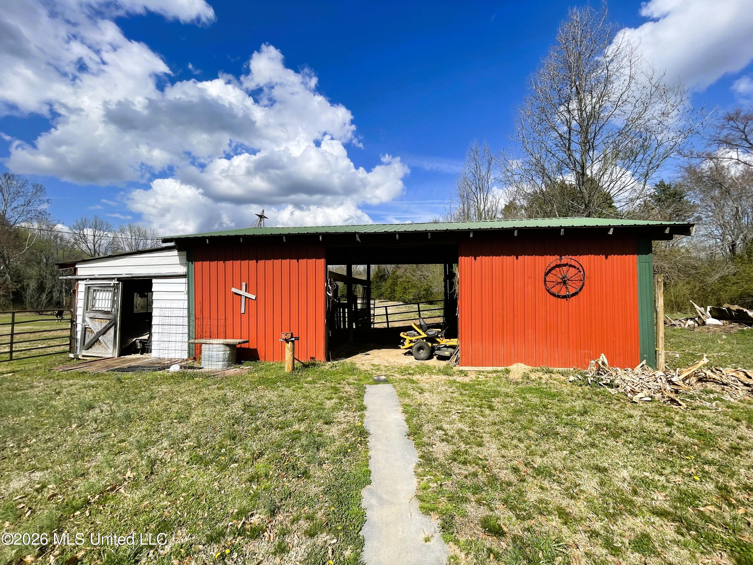 286 Caleb Lane Property Photo 44