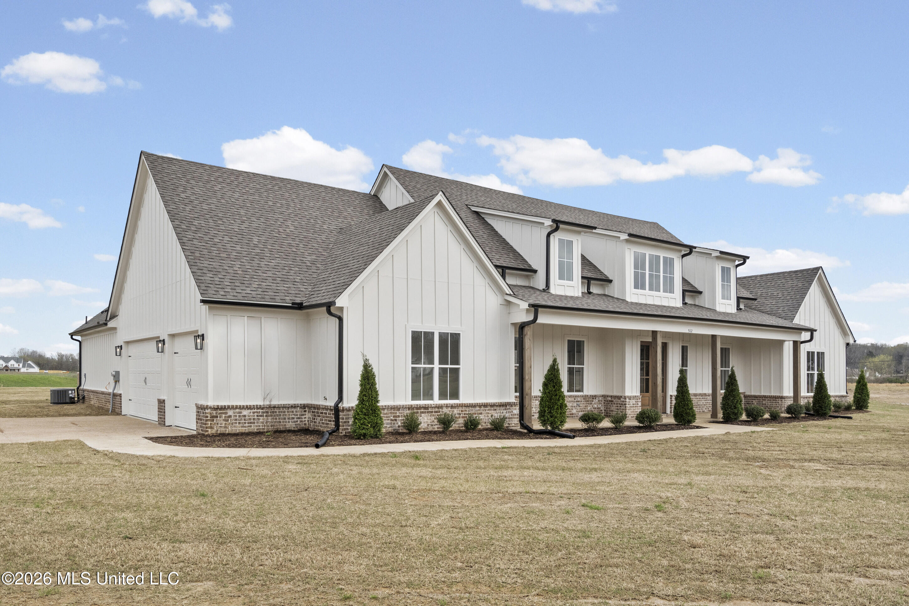 5112 Grays Valley Drive Property Photo 3