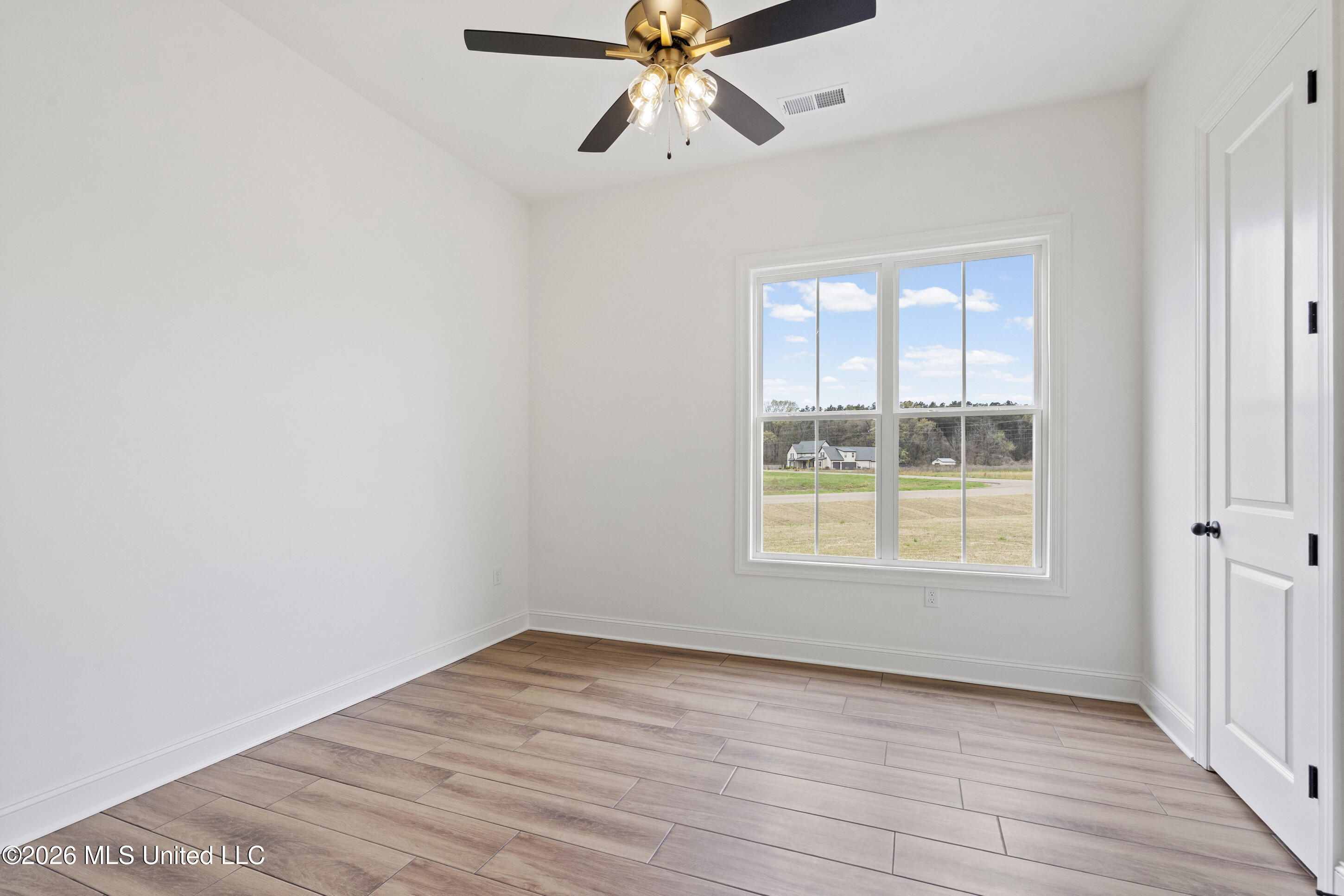 5112 Grays Valley Drive Property Photo 7