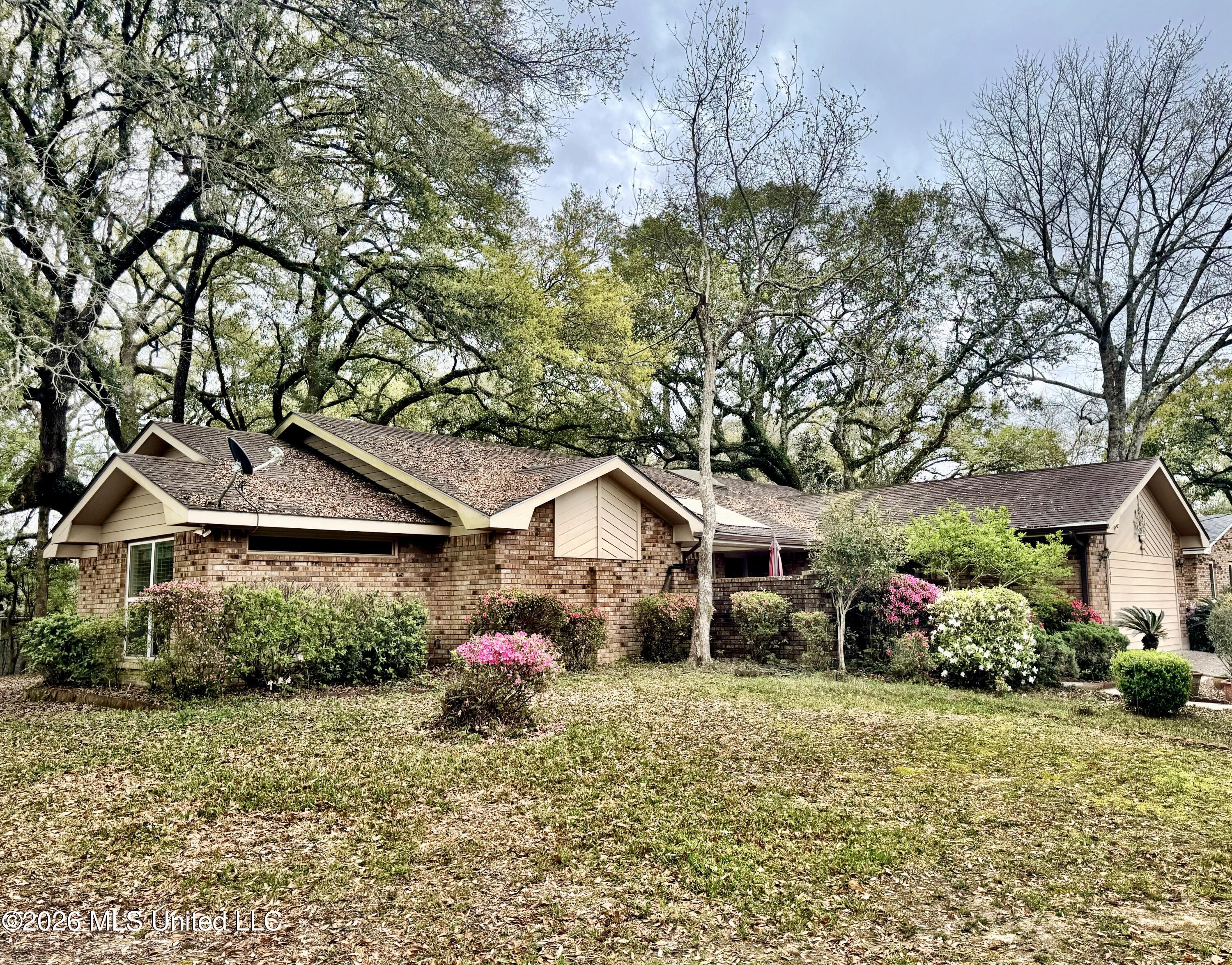 7739 Manini Way Property Photo 1