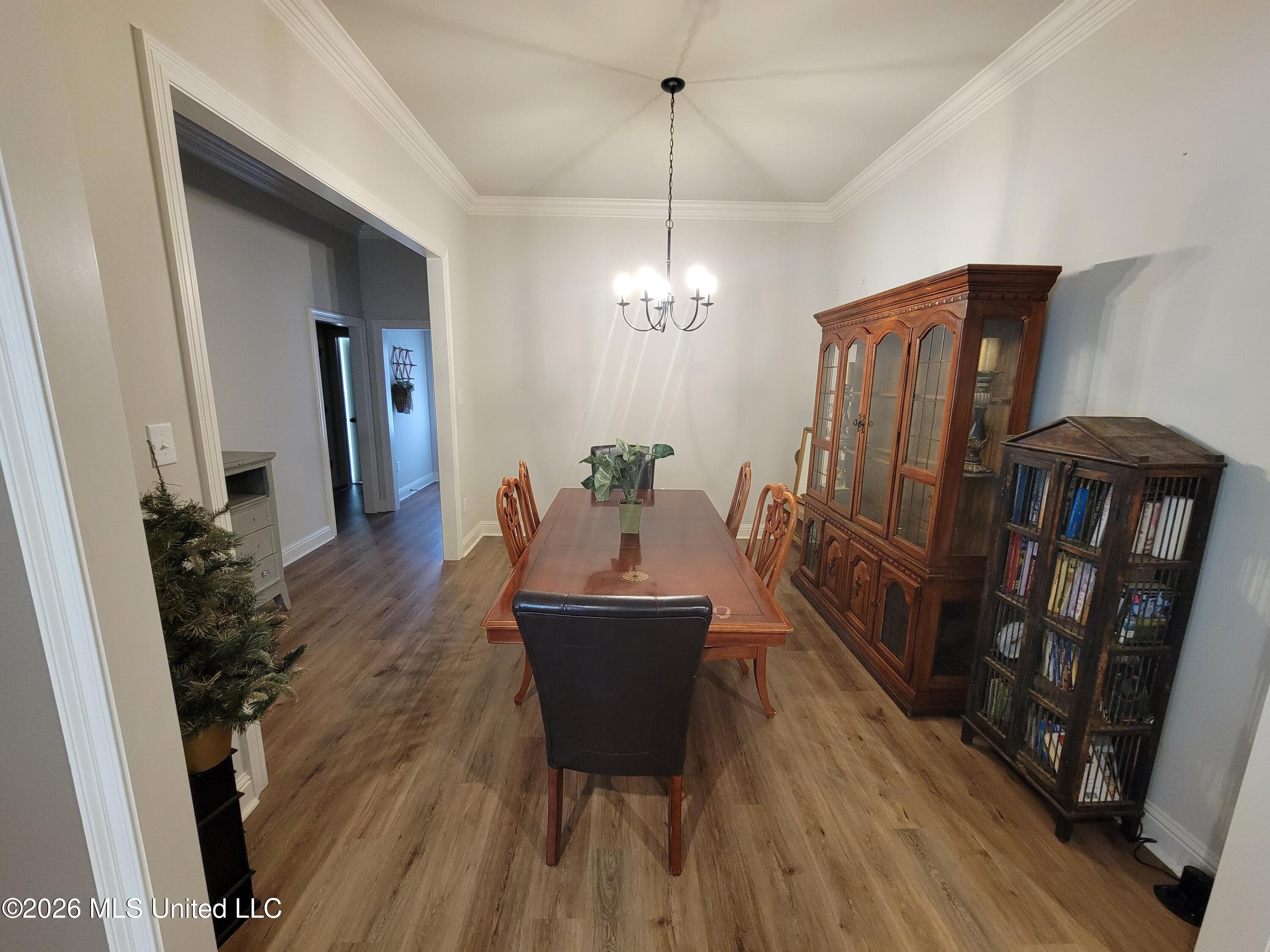 10165 Patrick Drive Property Photo 5