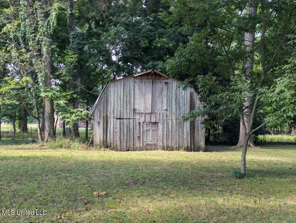 51 W Lake Lee Road Property Photo 21