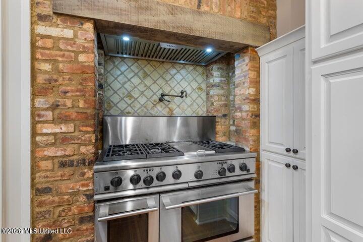 143 Ashton Park Boulevard Property Photo 9