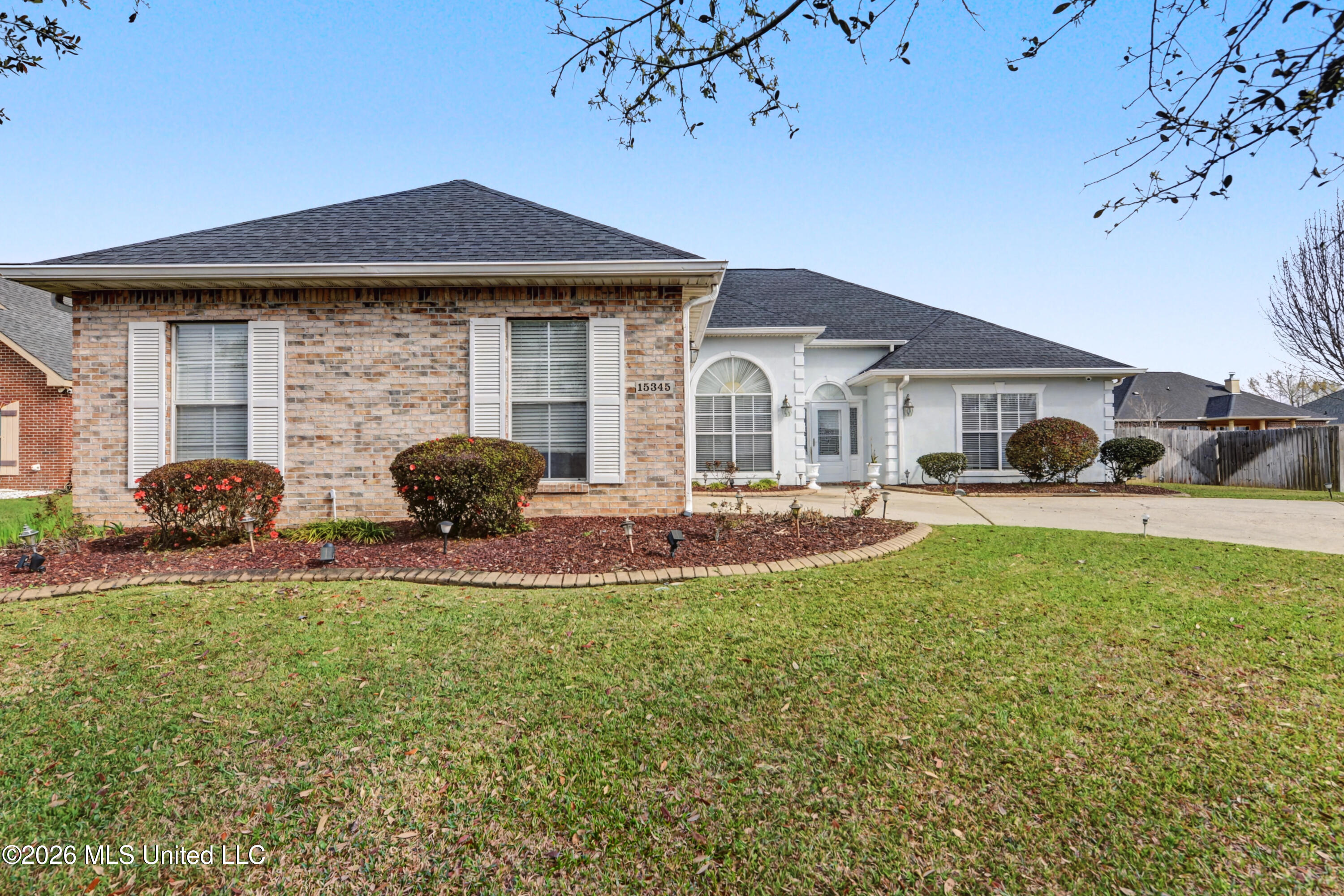 15345 Overlook Drive Property Photo 2