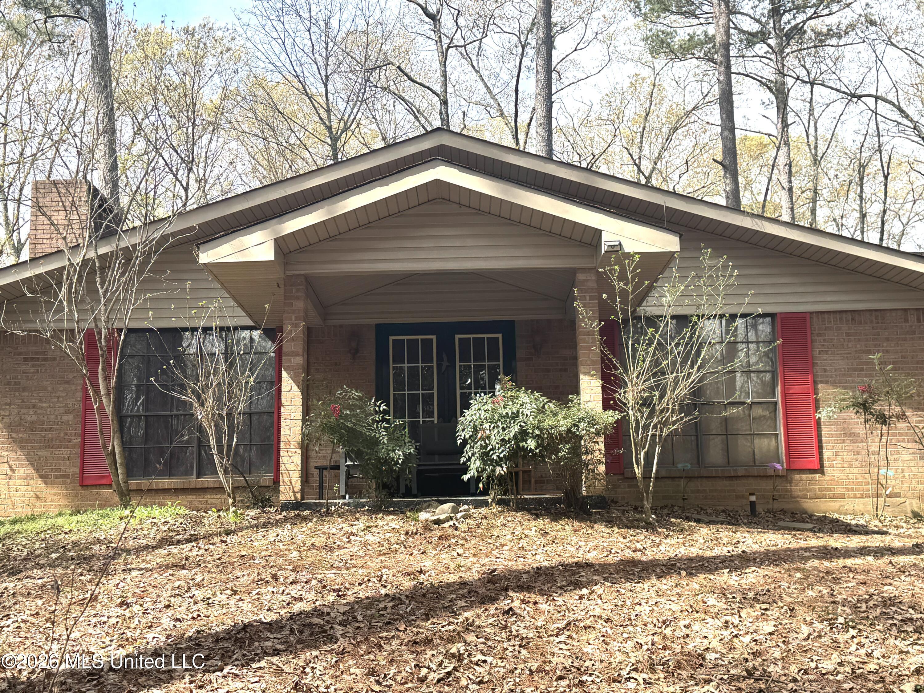 1073 Ratliff Ferry Road Property Photo 2