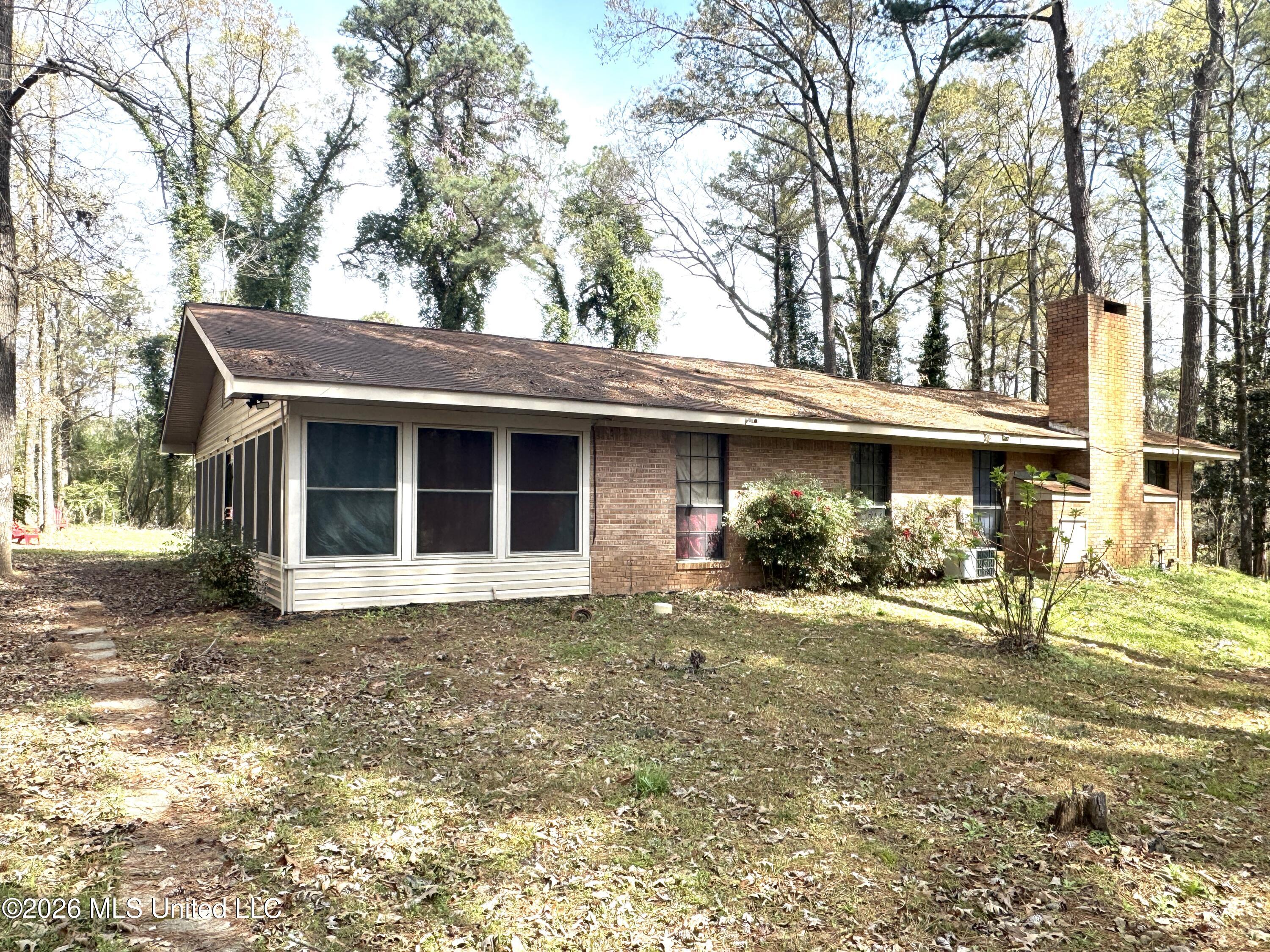1073 Ratliff Ferry Road Property Photo 9
