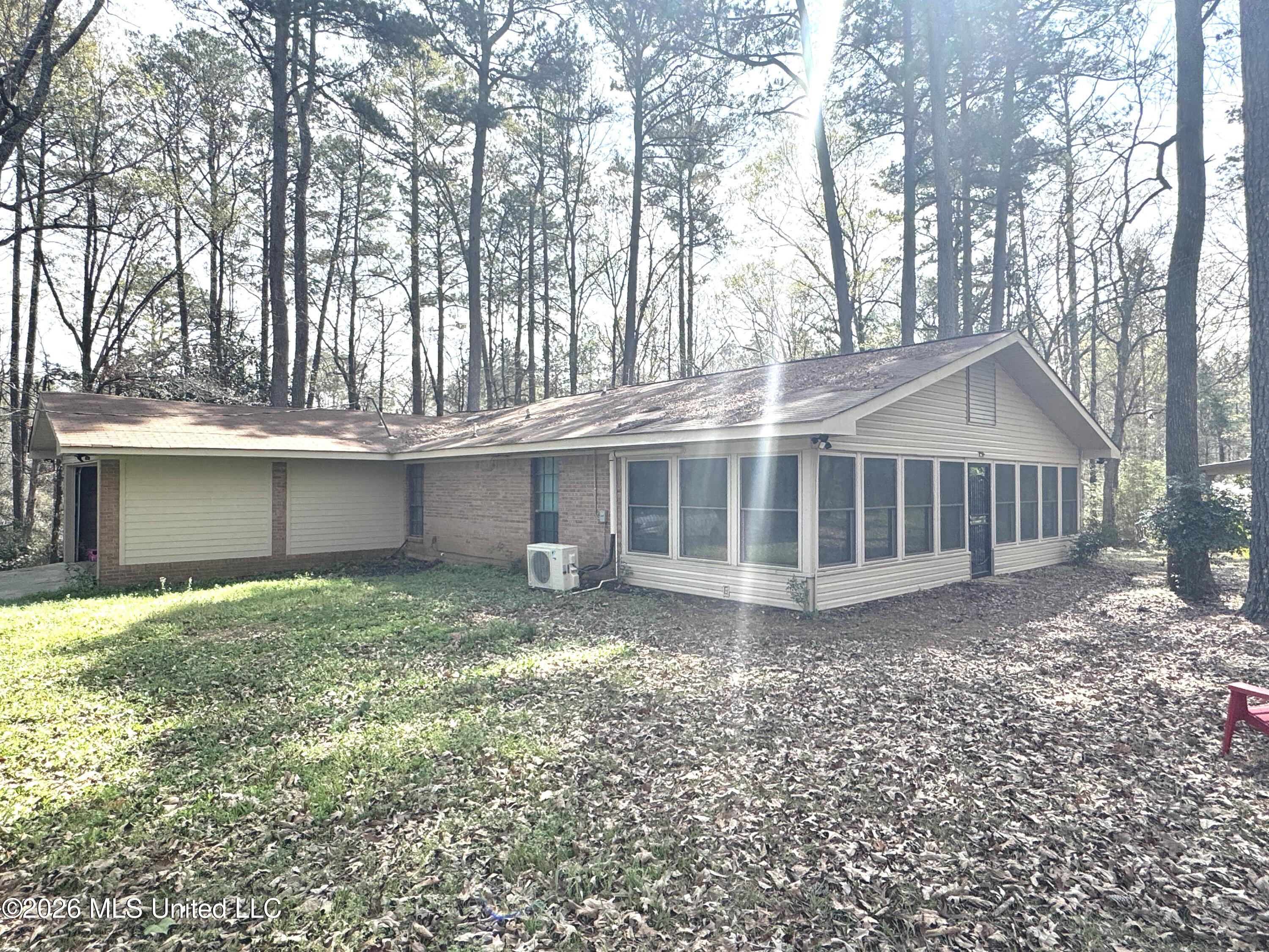 1073 Ratliff Ferry Road Property Photo 11