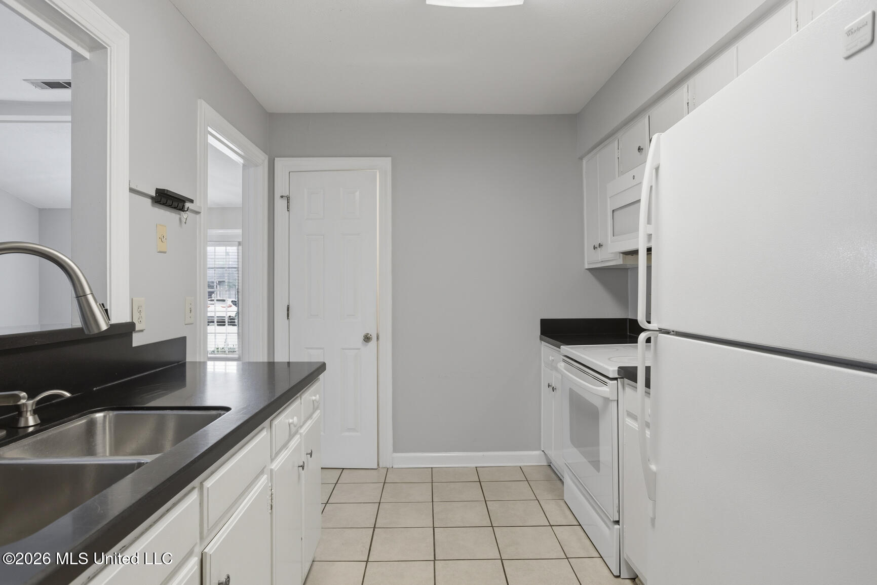 309 River Place Property Photo 9