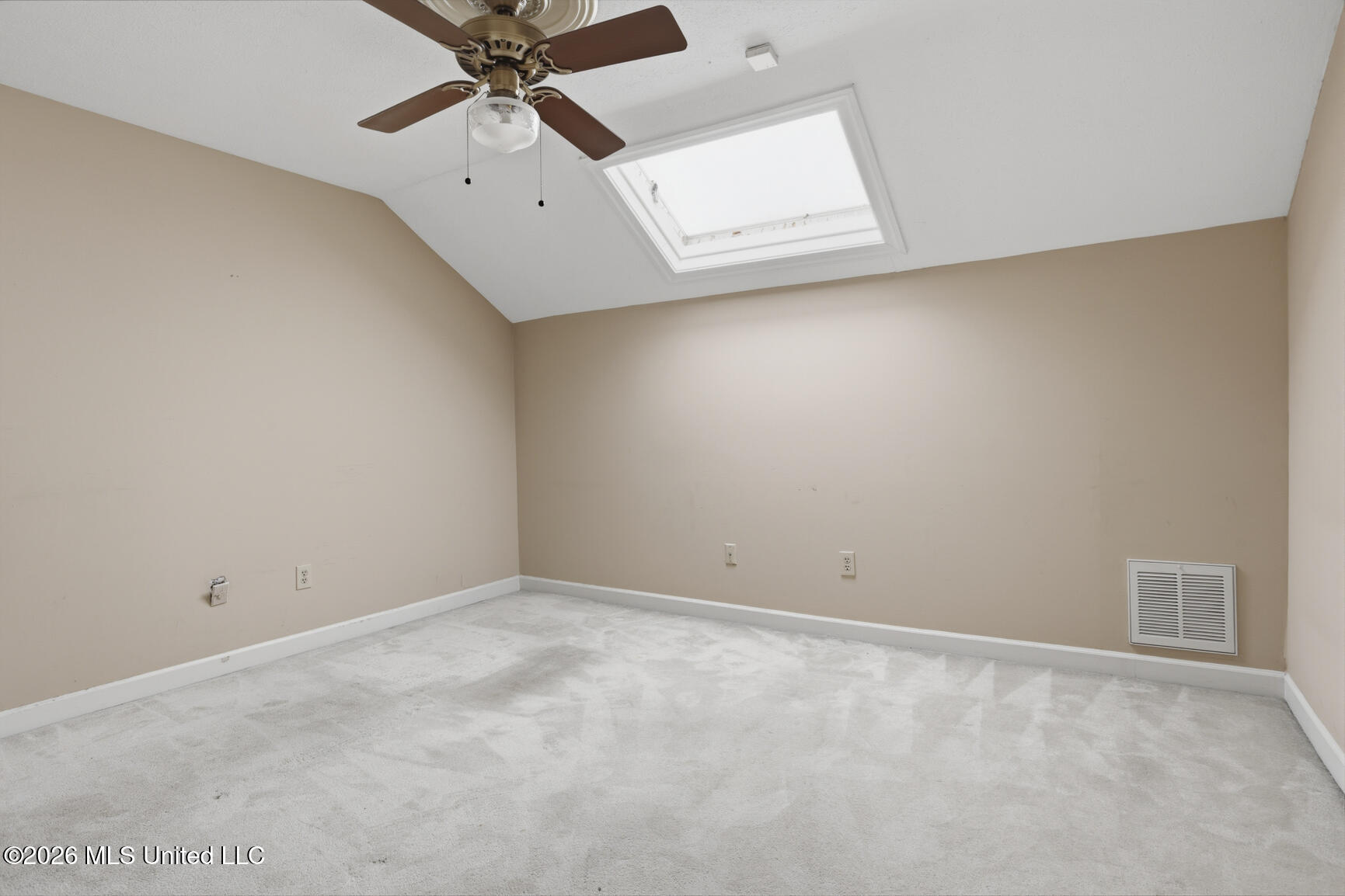 309 River Place Property Photo 18