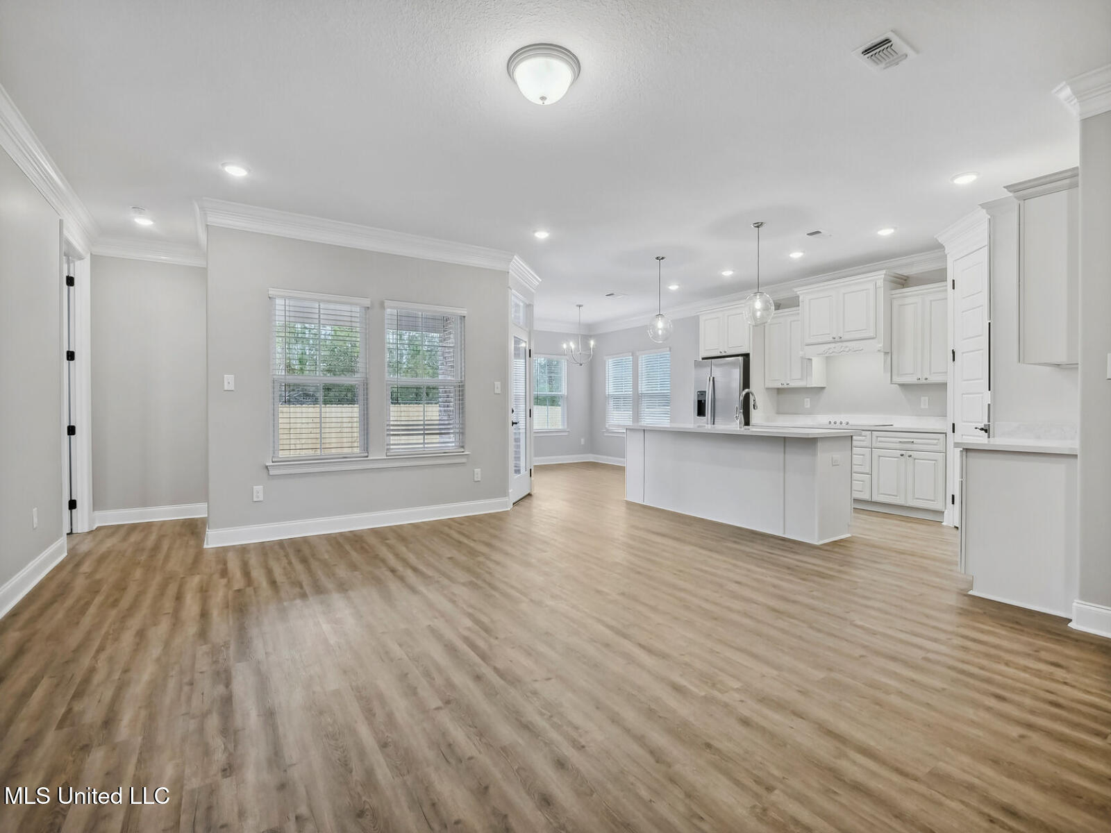 10416 Landon Meadows Drive Property Photo 7