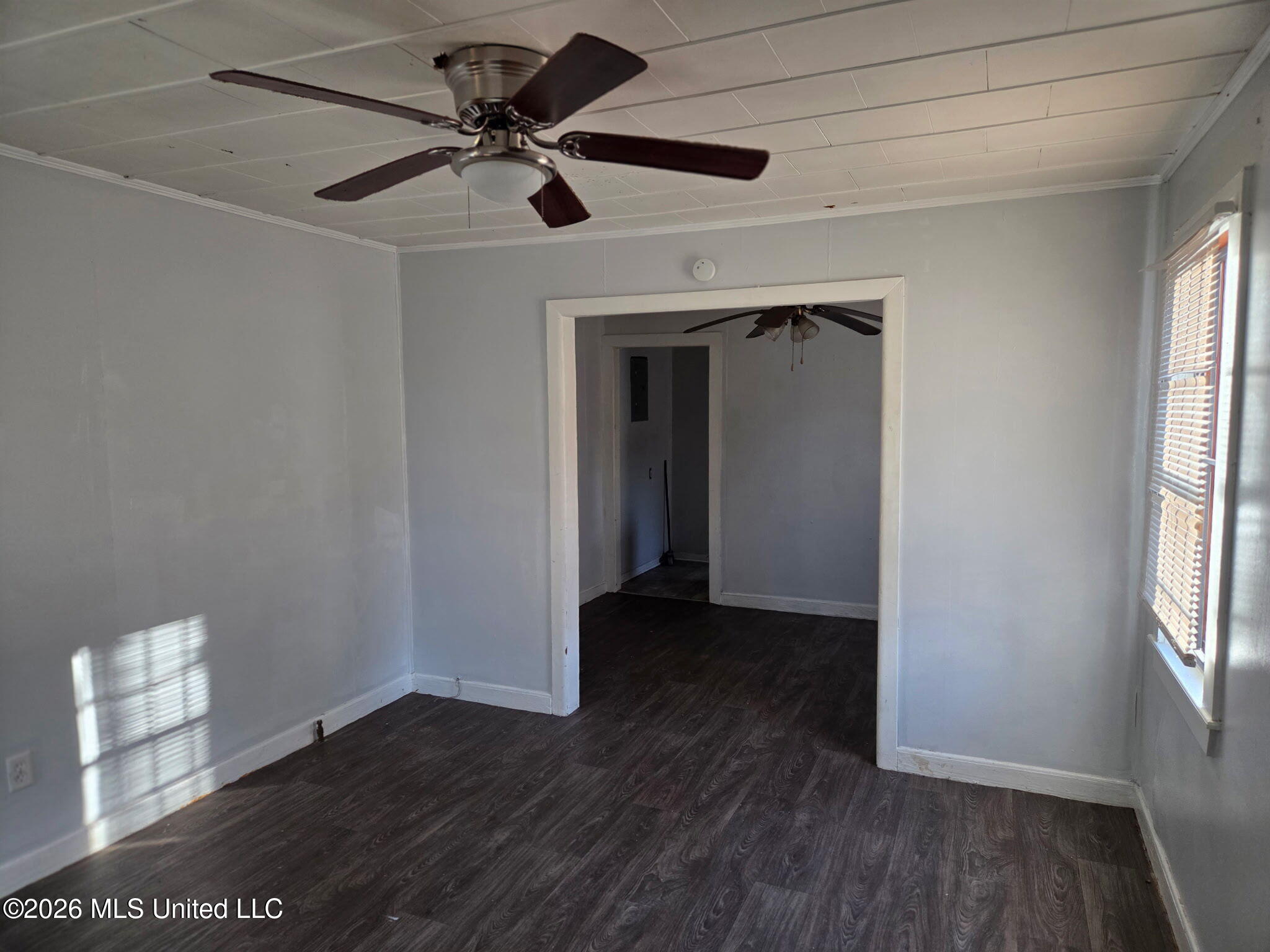 1317 Collier Avenue Property Photo 3