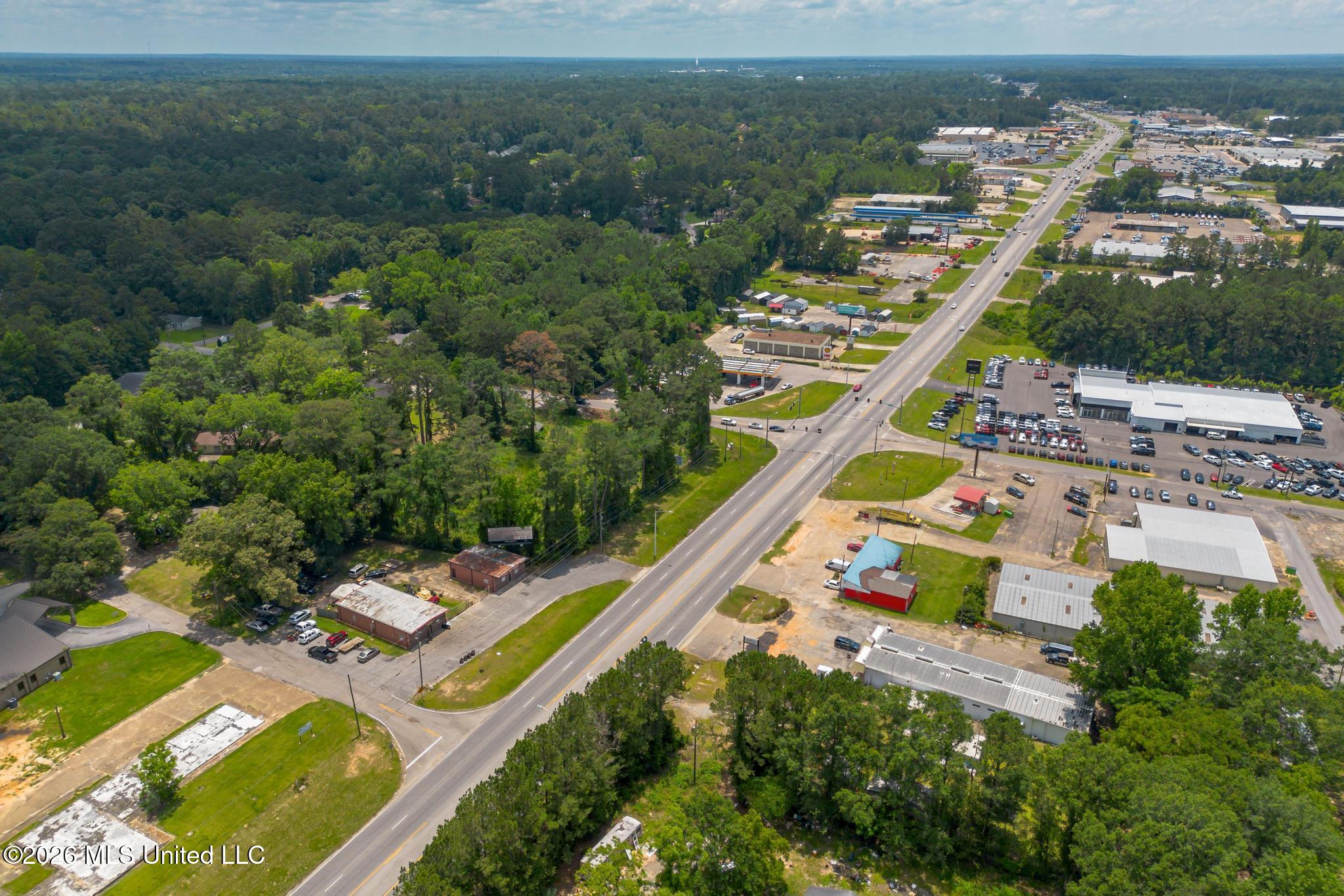 2909&2913 Hwy 15 N Property Photo 10