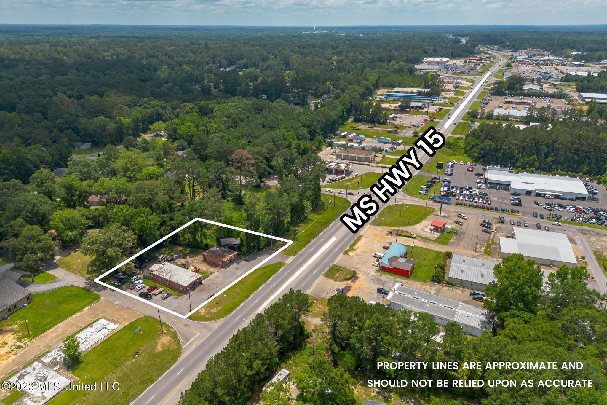 2909&2913 Hwy 15 N Property Photo 13