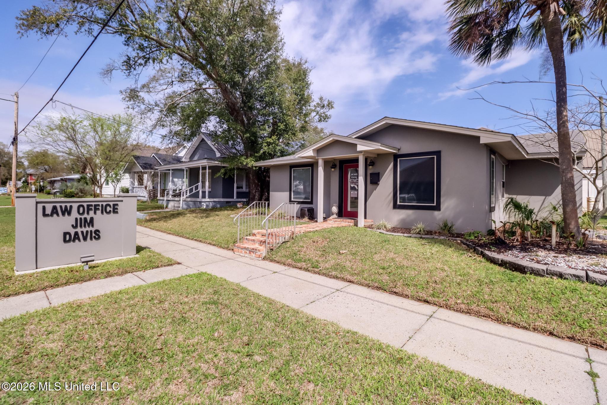 1904 24th Avenue Property Photo 1