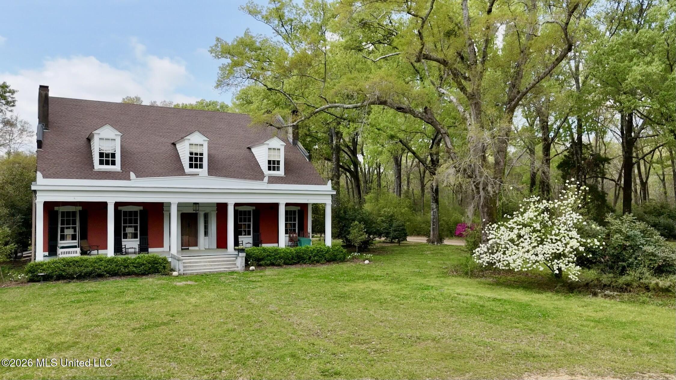 9227 River Road Property Photo 4