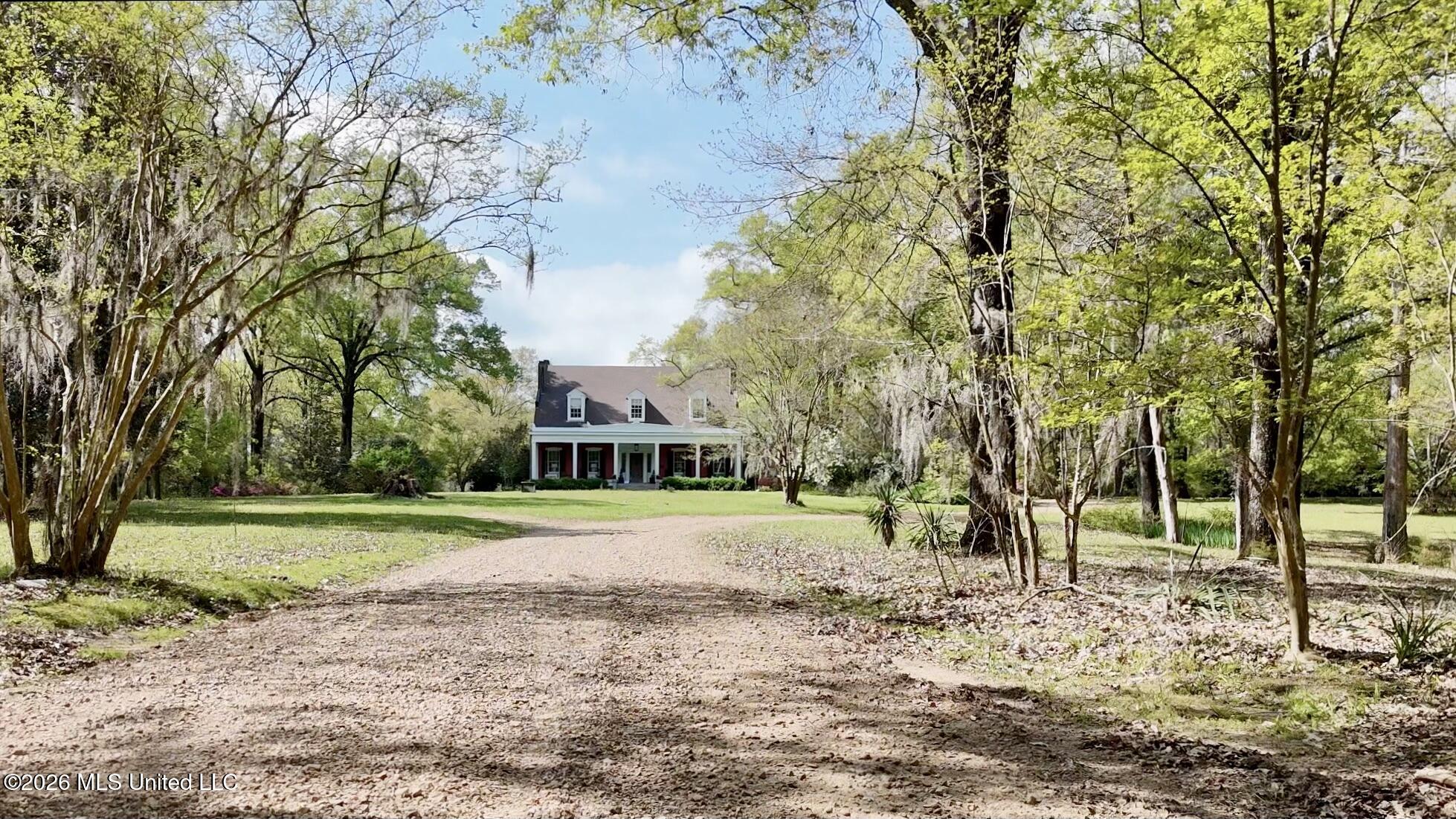 9227 River Road Property Photo 14