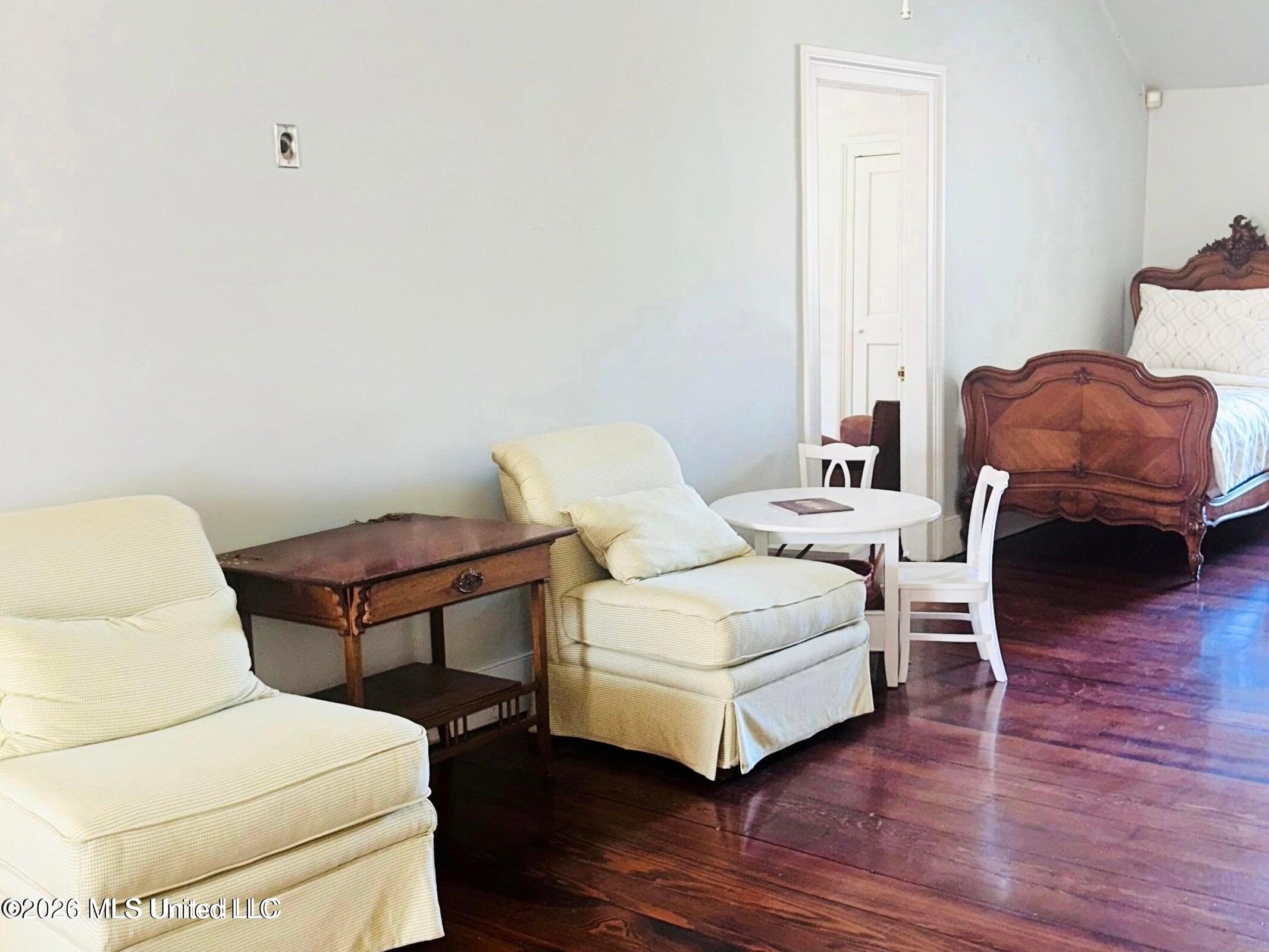 9227 River Road Property Photo 40