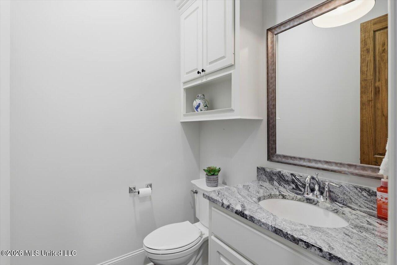 387 Caroline Boulevard Property Photo 16