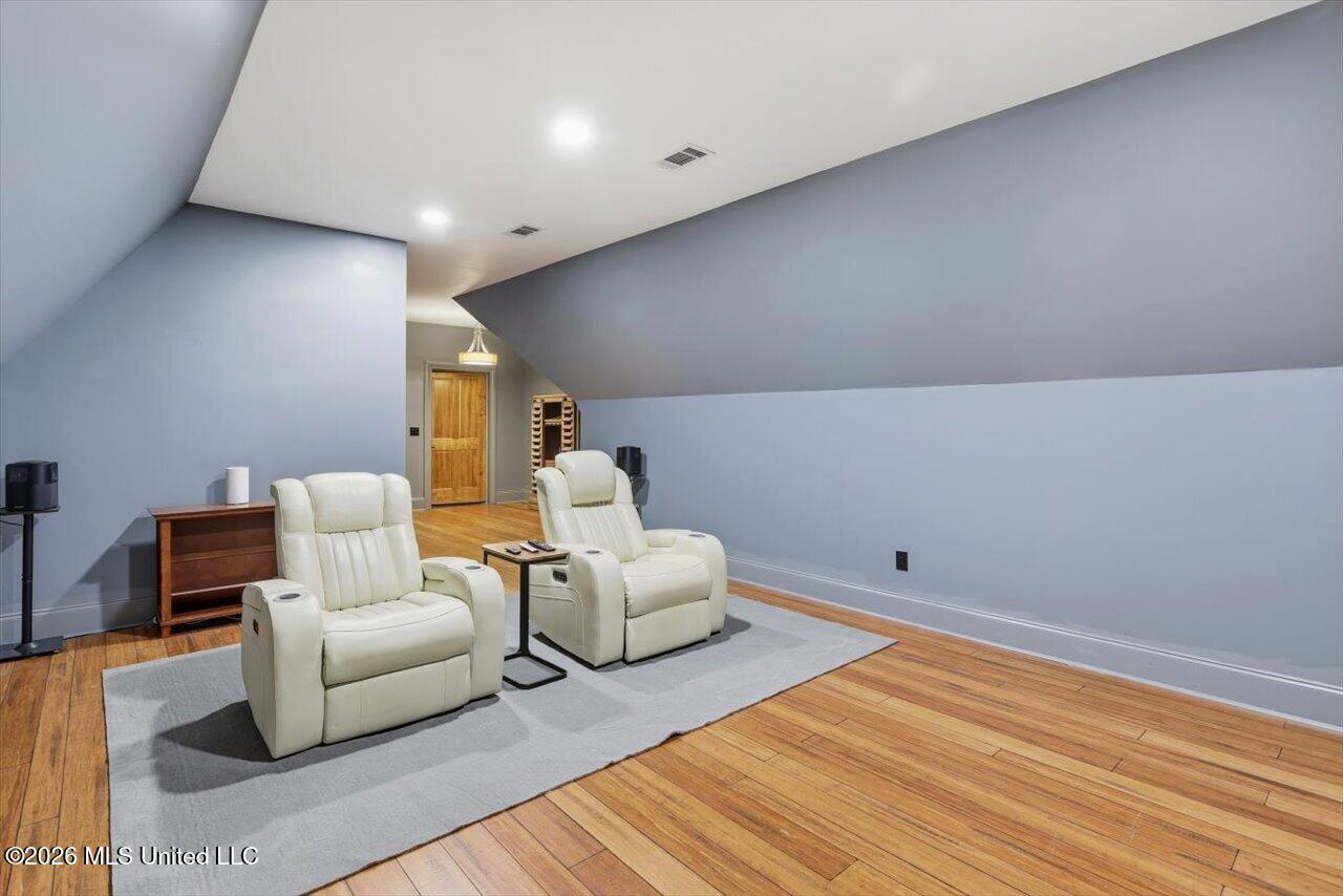387 Caroline Boulevard Property Photo 33