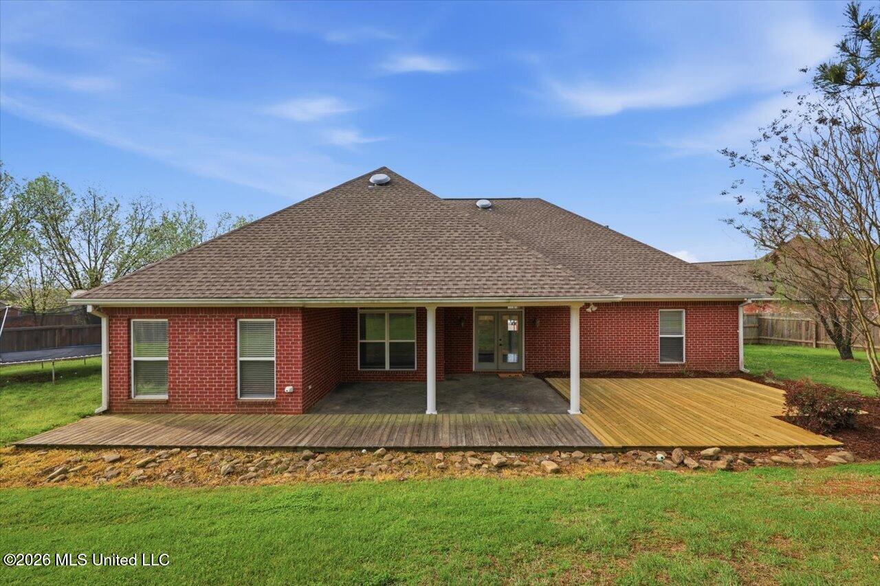 105 Oak Meadow Drive Property Photo 35