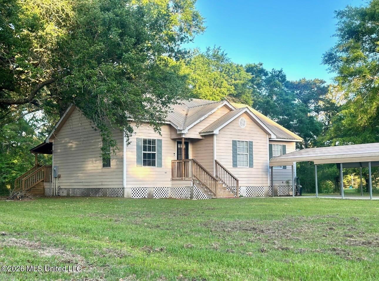 15526 Omas Road Property Photo 2